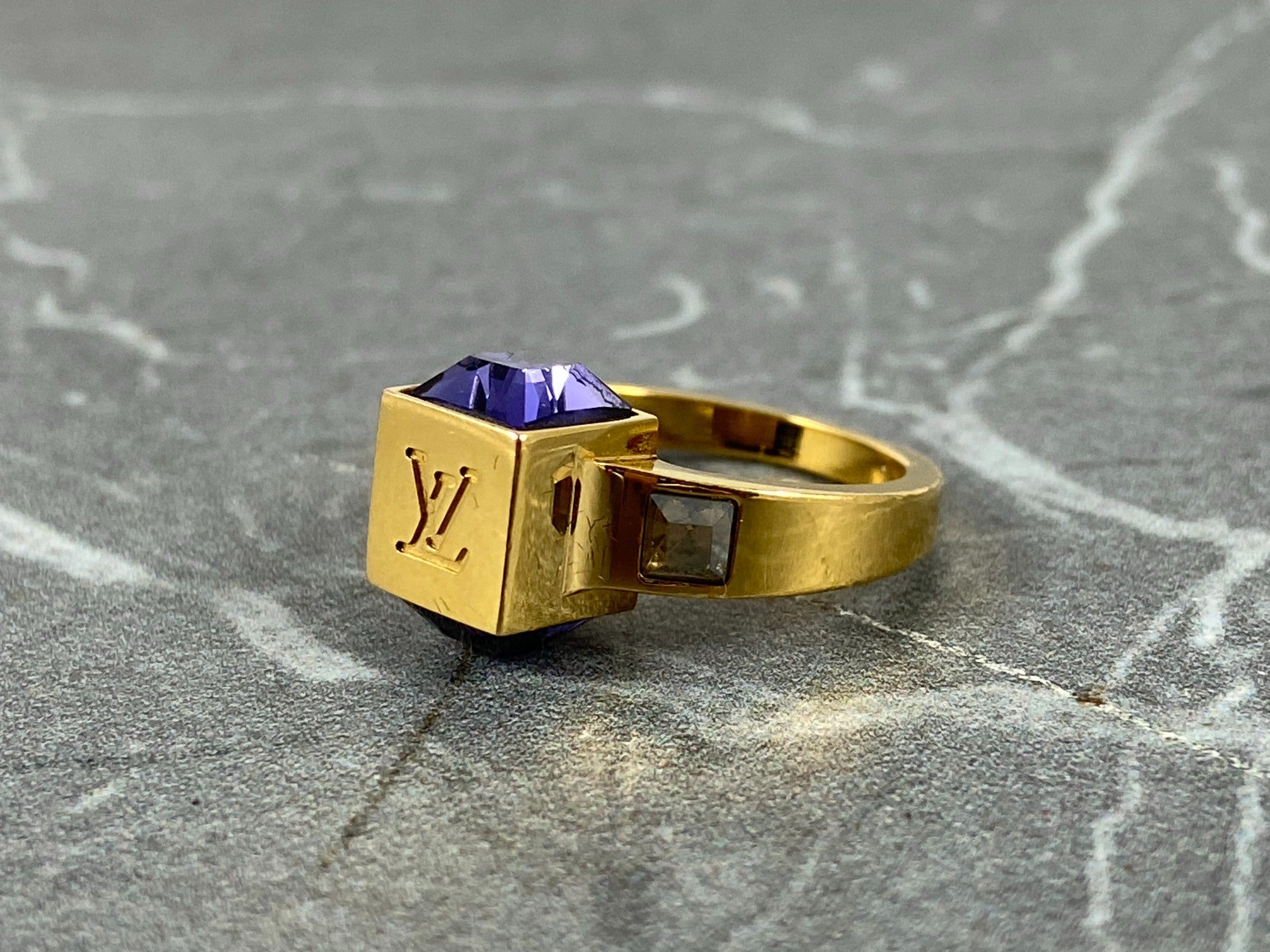 Louis Vuitton Gamble Ring Gold-Tone