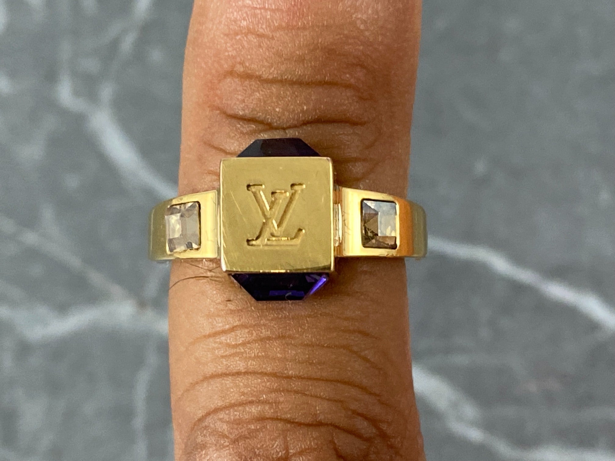 Louis Vuitton Gamble Ring Gold-Tone