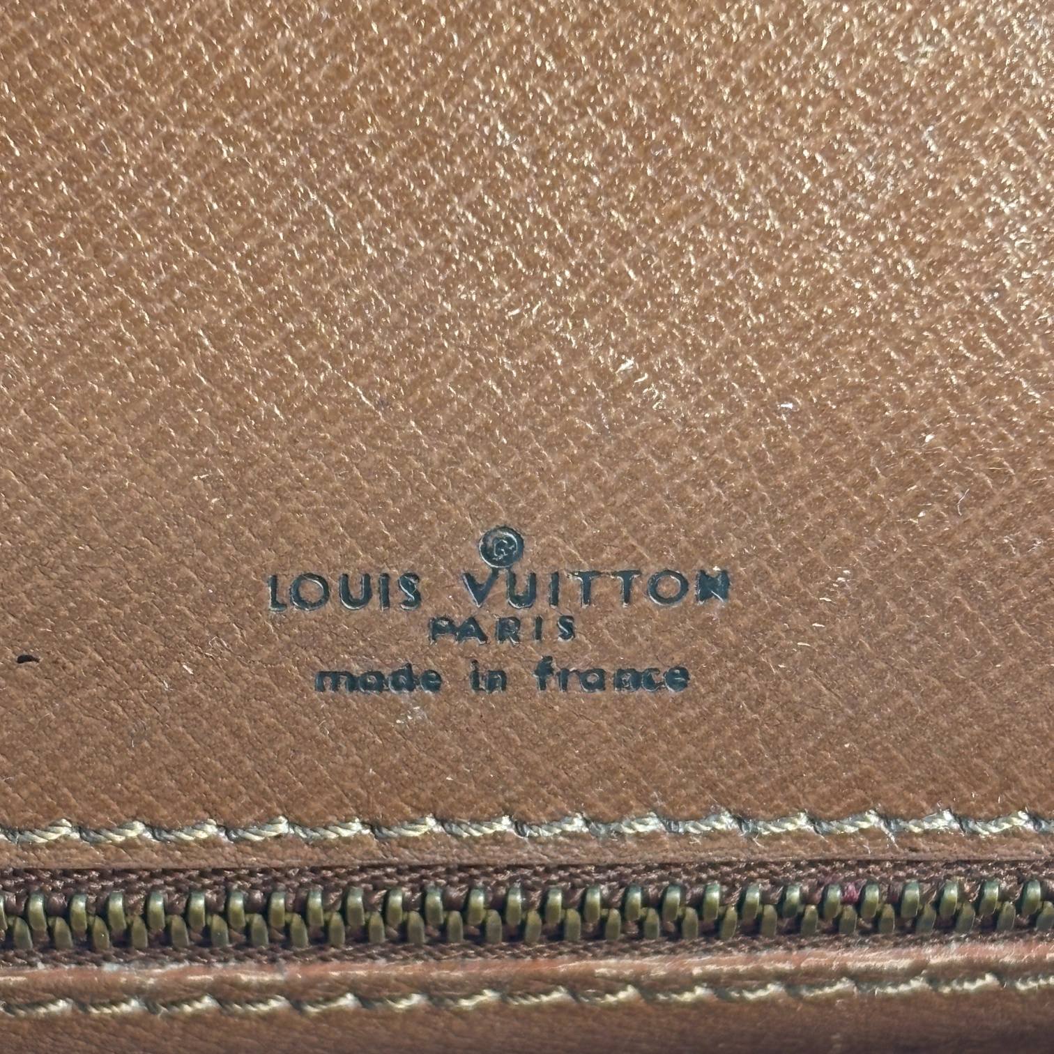 Louis Vuitton Monceau 28 Monogram Canvas