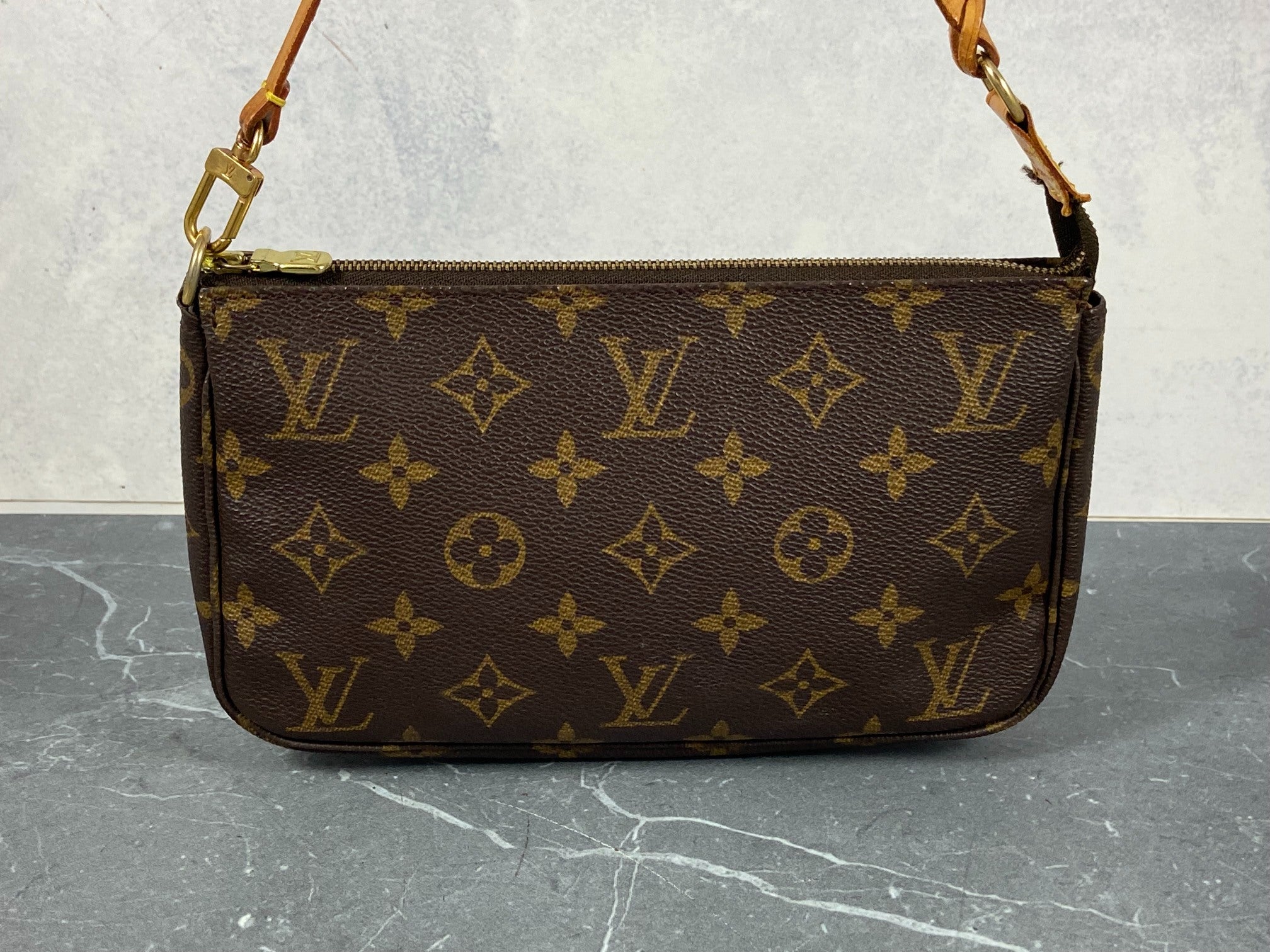 Louis Vuitton Pochette Accessoires Monogram Canvas