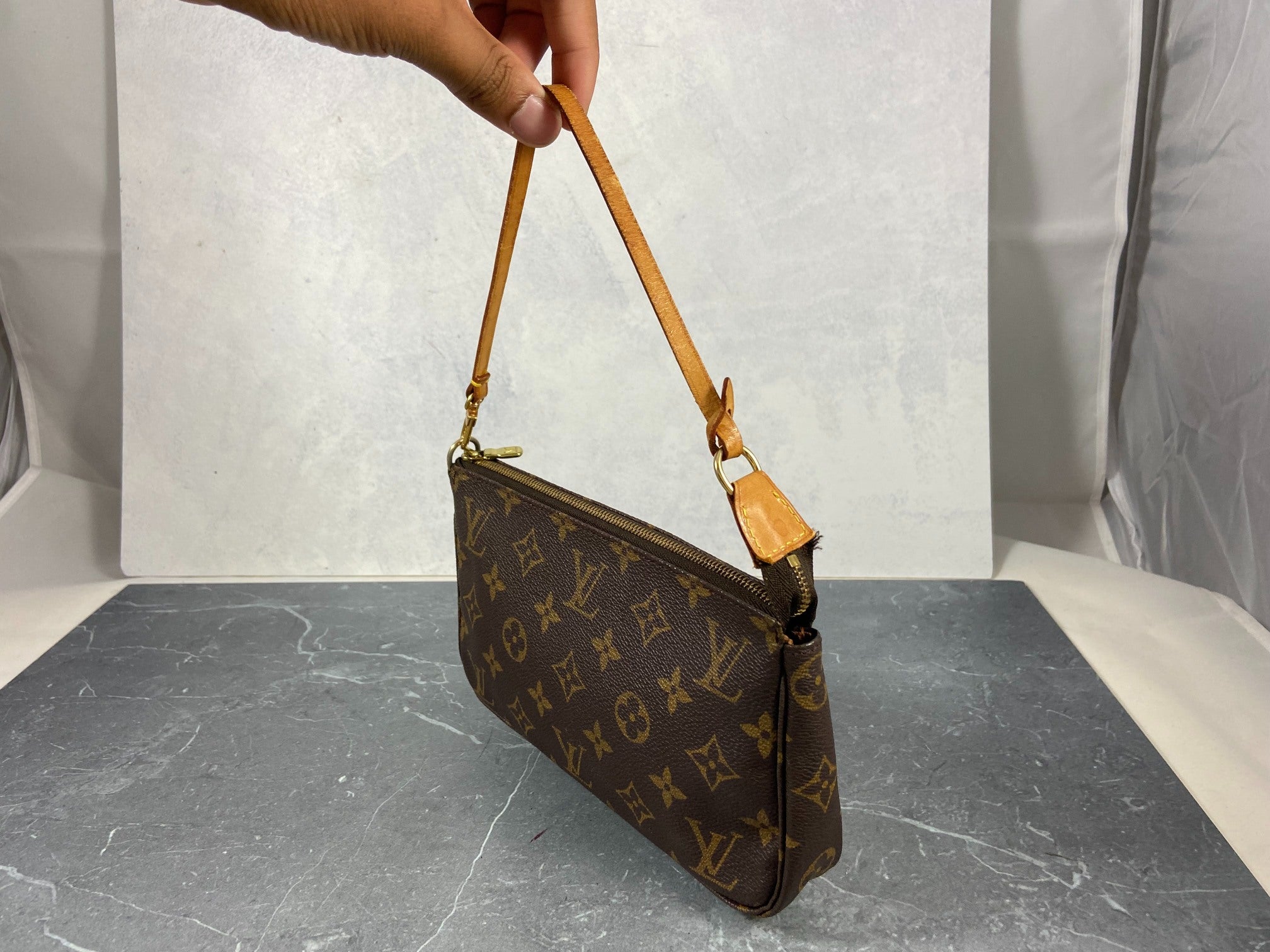 Louis Vuitton Pochette Accessoires Monogram Canvas