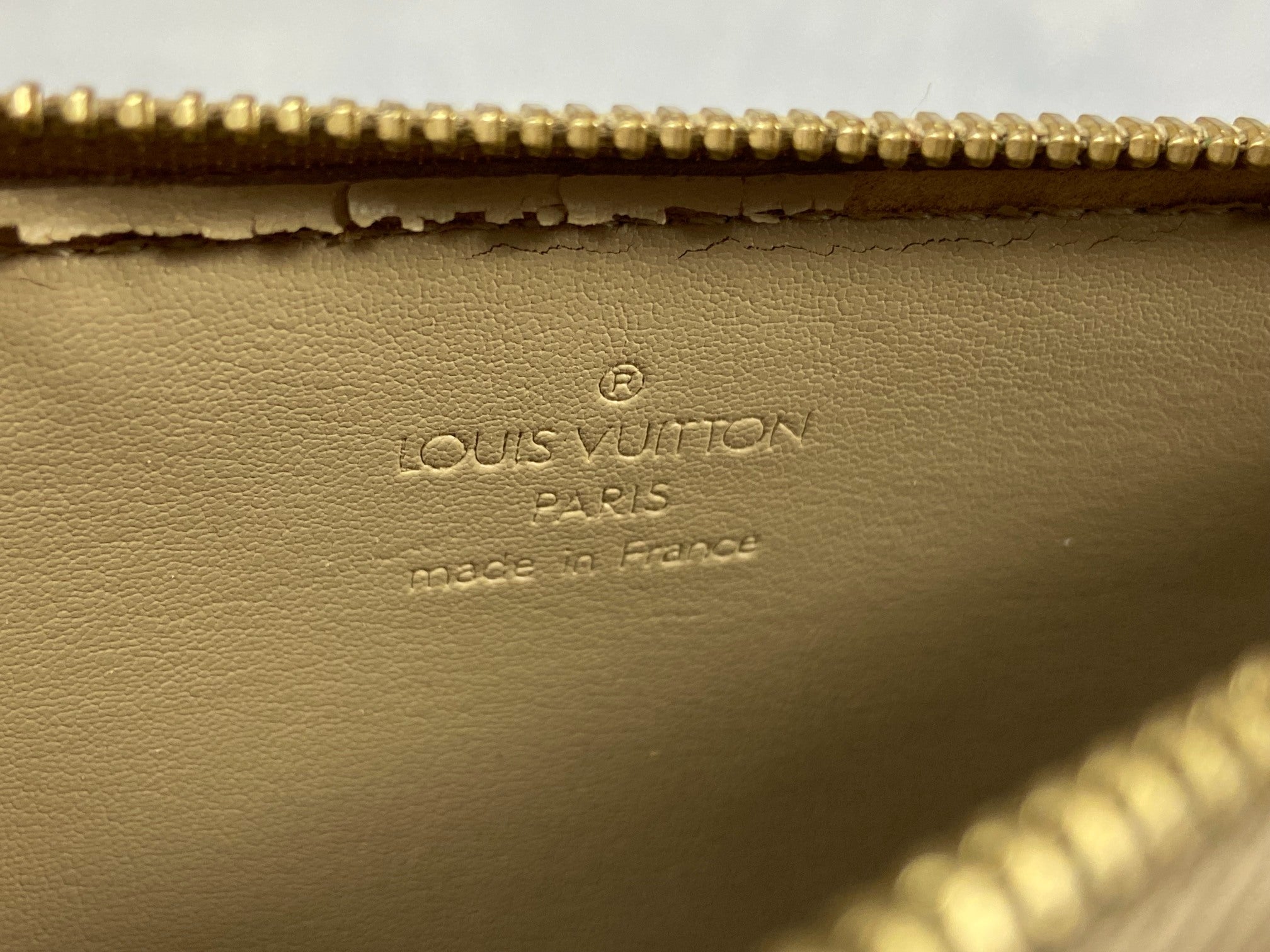 Louis Vuitton Pochette Lexington Yellow Vernis Monogram Leather