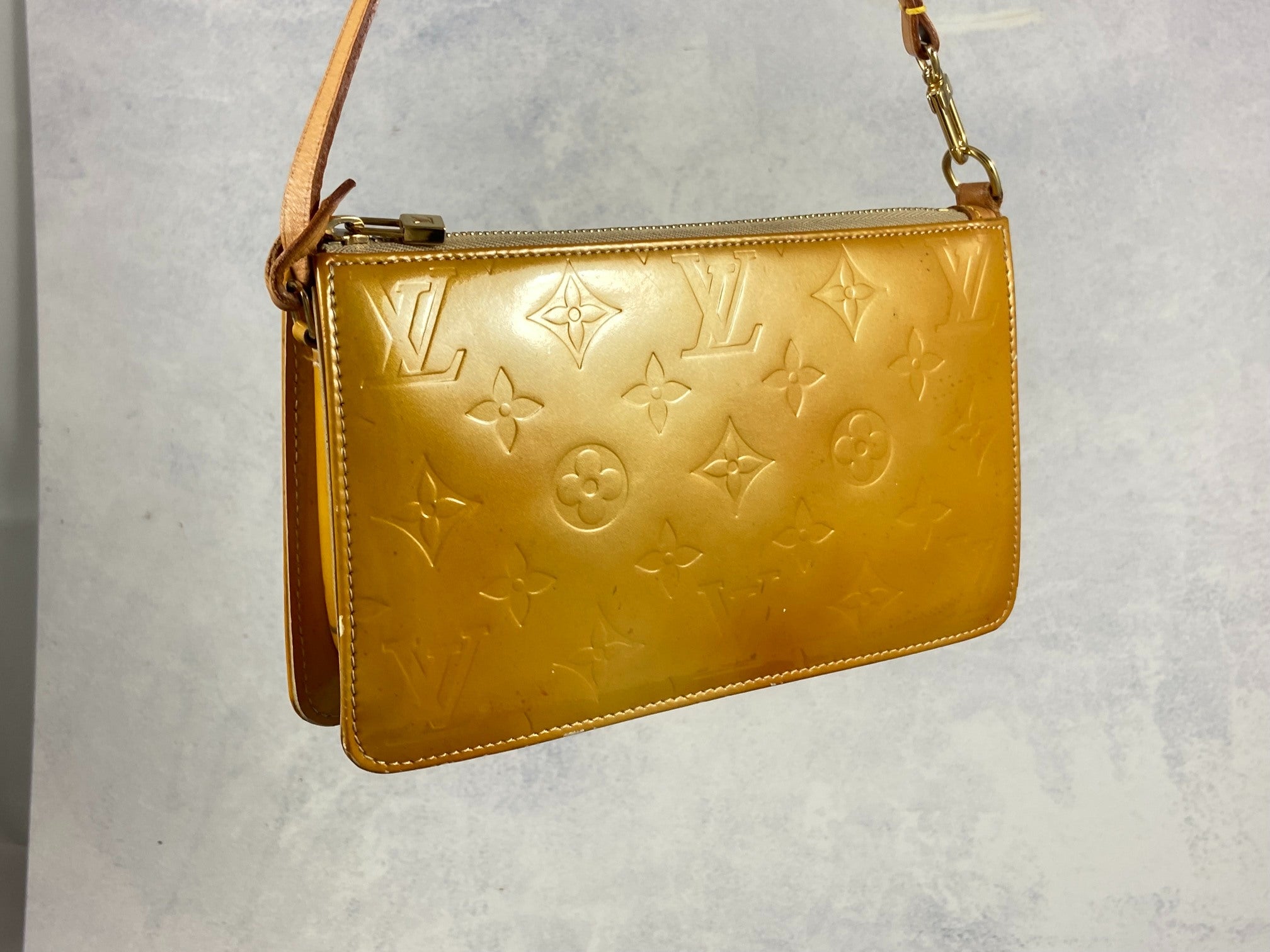 Louis Vuitton Pochette Lexington Yellow Vernis Monogram Leather