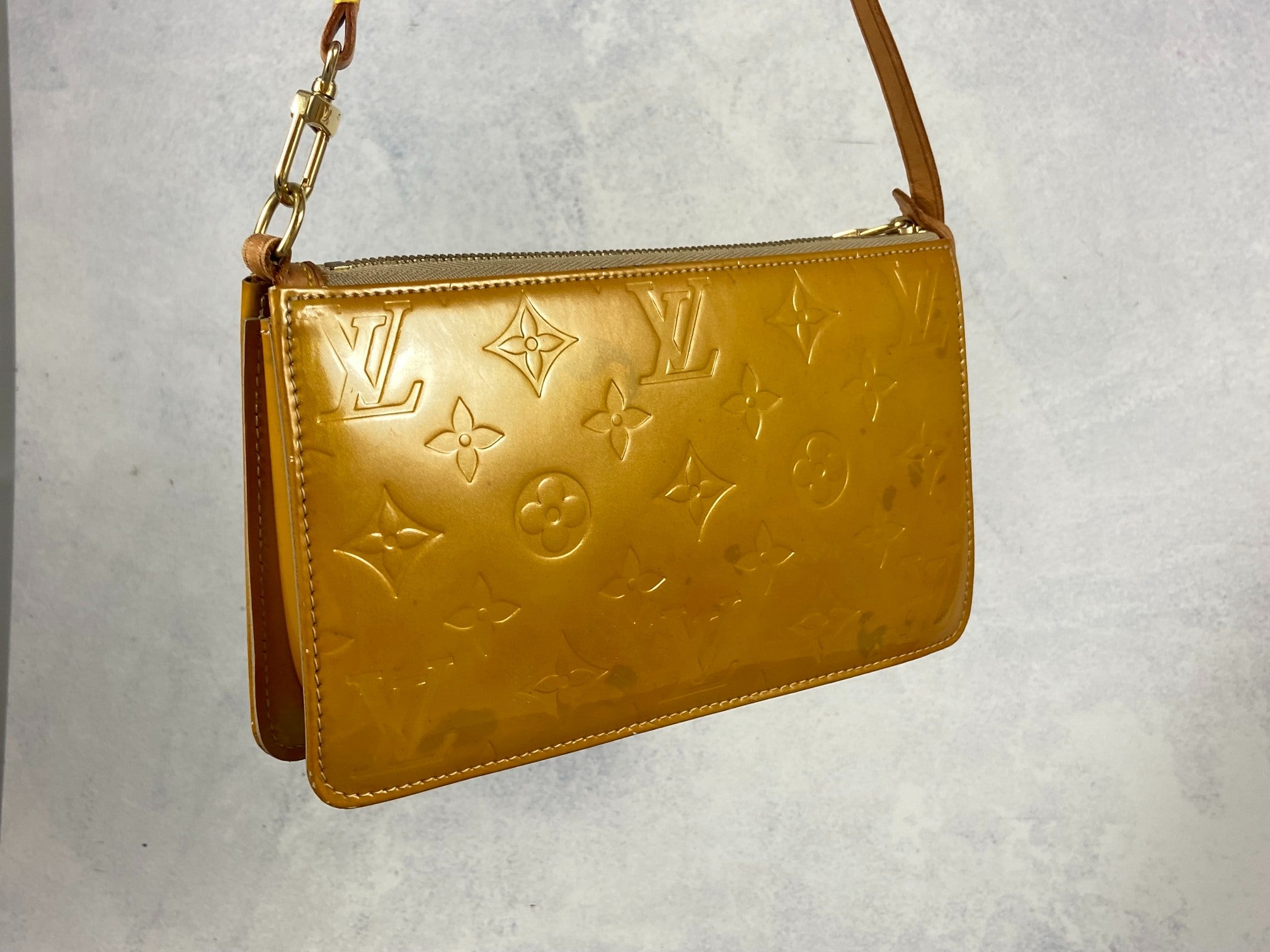 Louis Vuitton Pochette Lexington Yellow Vernis Monogram Leather