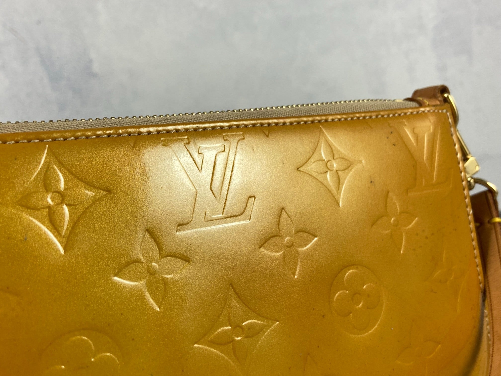 Louis Vuitton Pochette Lexington Yellow Vernis Monogram Leather