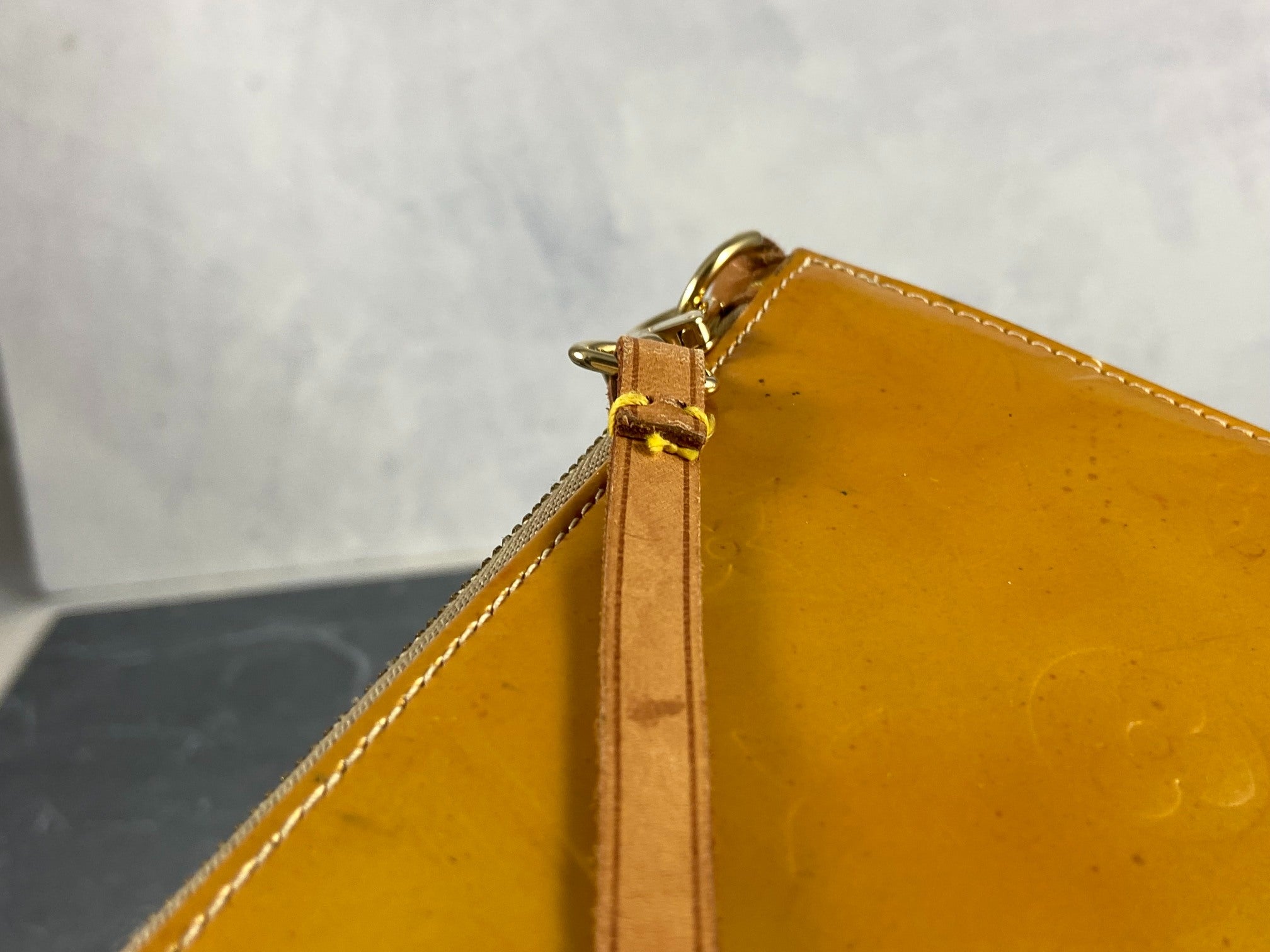 Louis Vuitton Pochette Lexington Yellow Vernis Monogram Leather