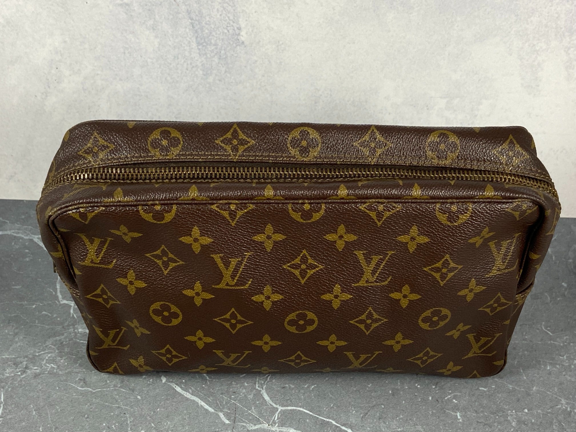 Louis Vuitton Trousse Toilette 28 Monogram Canvas