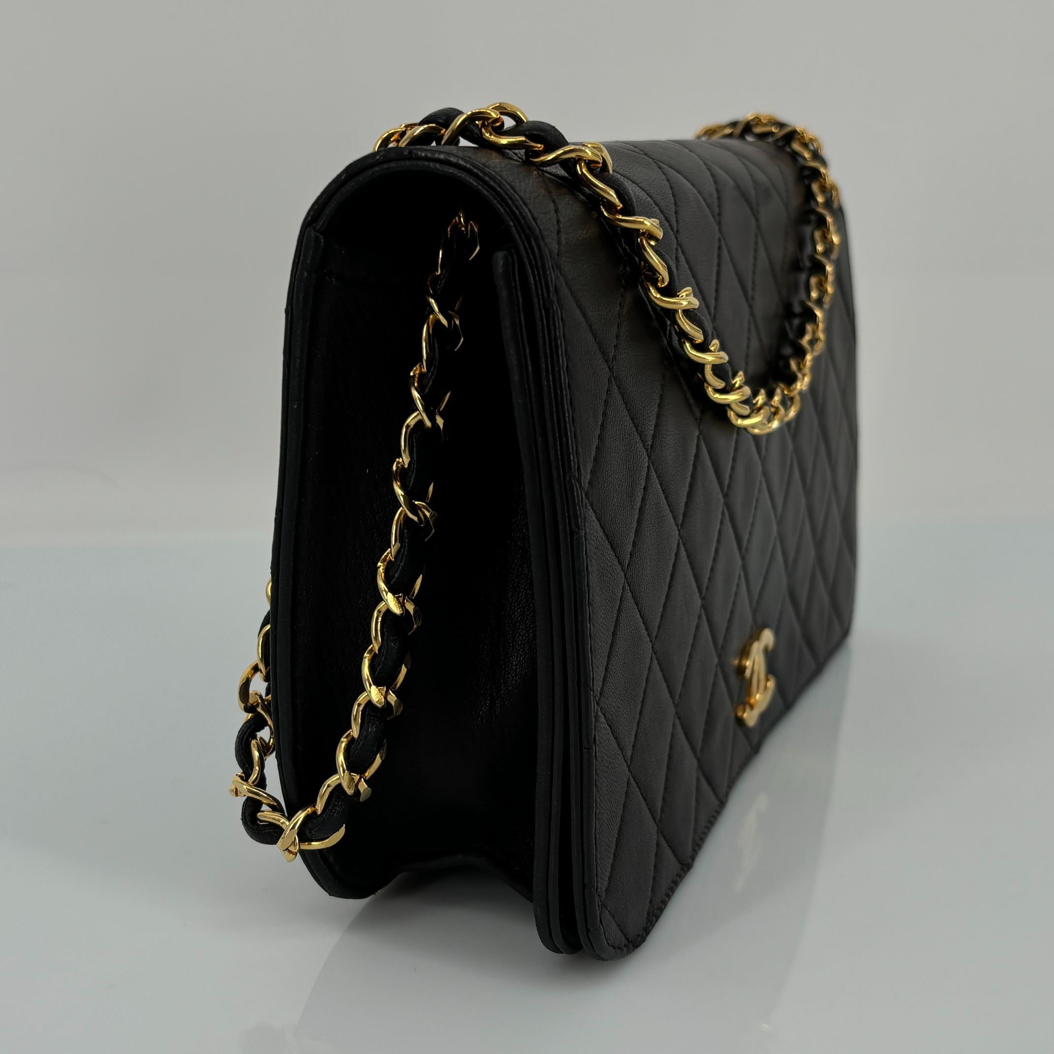 Chanel Full Flap Bag Push-Lock Black Matelassé Leather incl. Dustbag