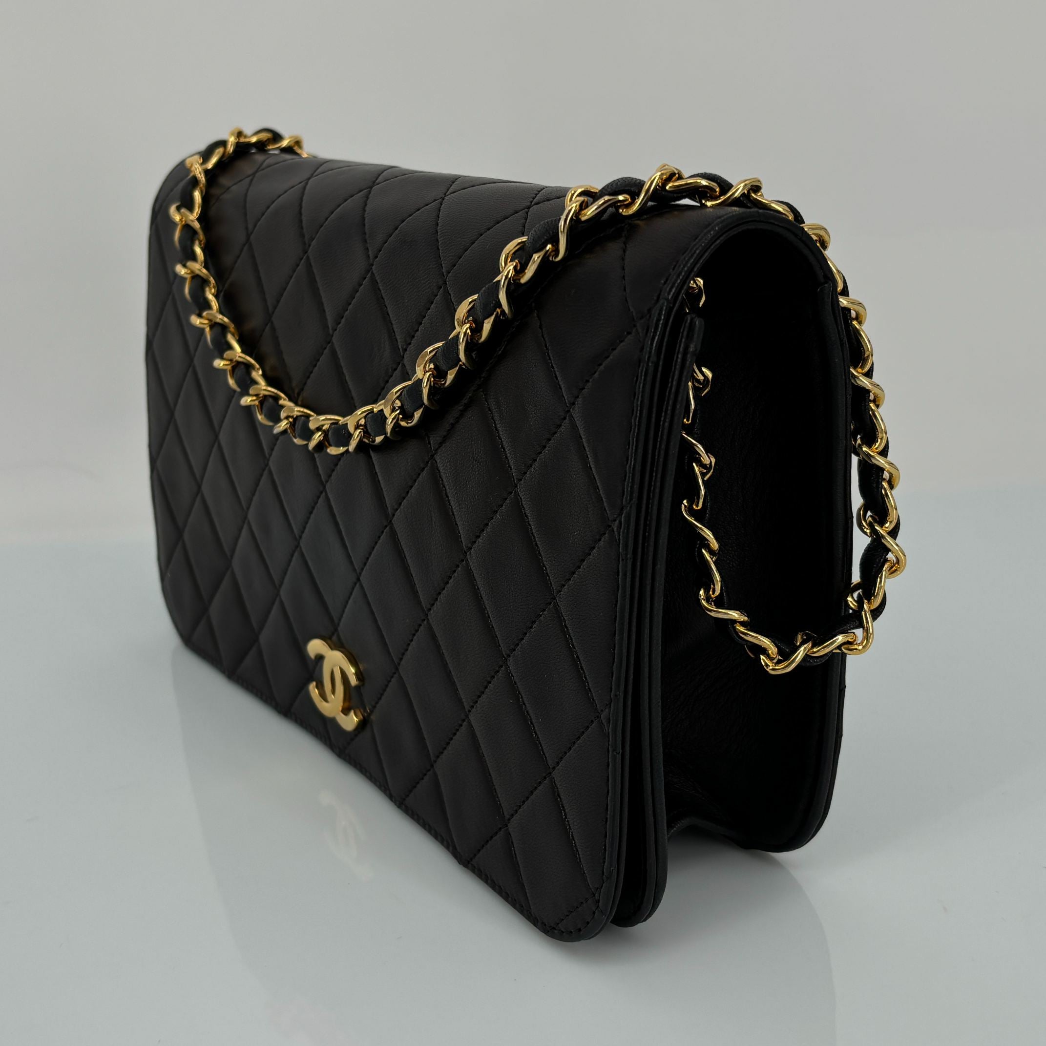 Chanel Full Flap Bag Push-Lock Black Matelassé Leather incl. Dustbag