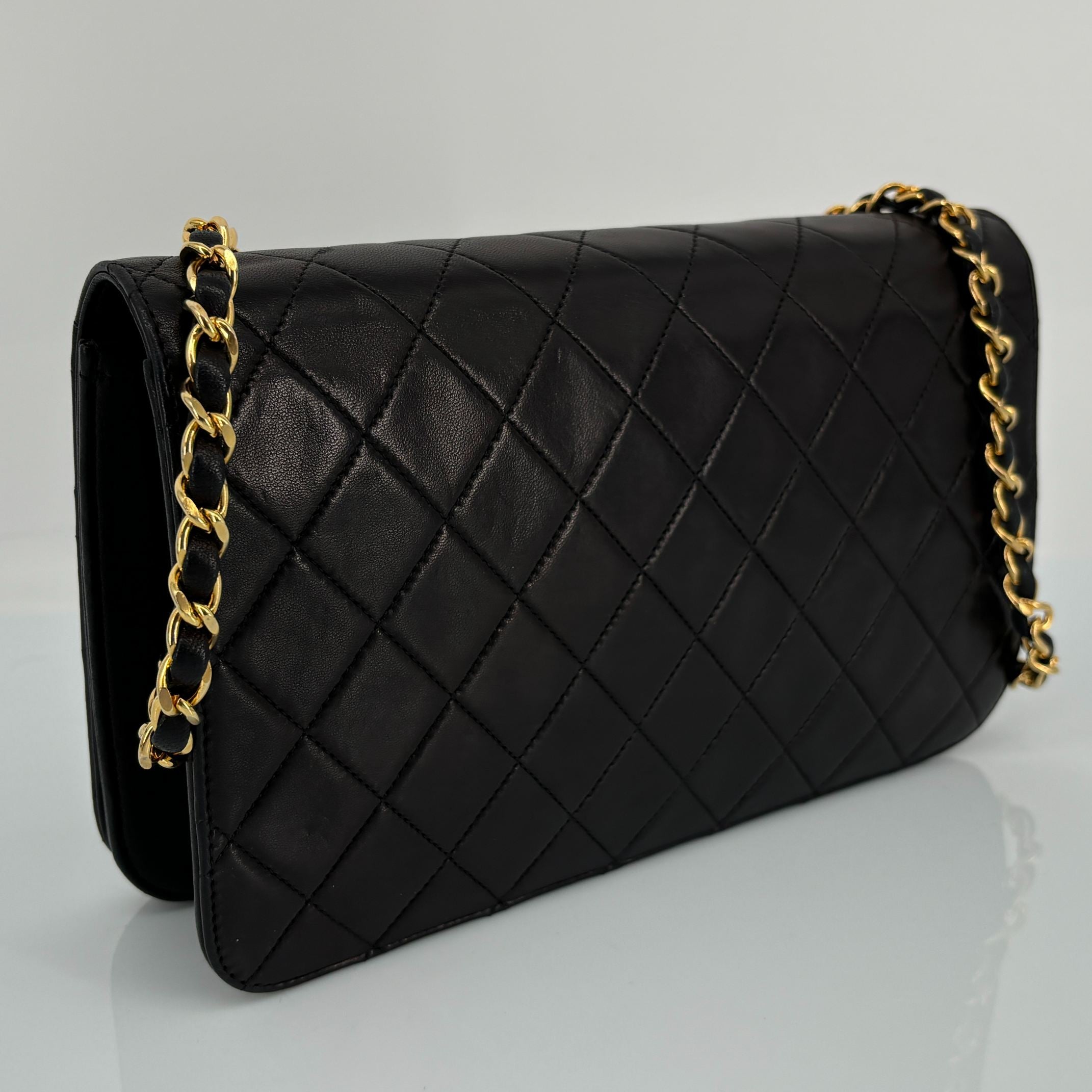 Chanel Full Flap Bag Push-Lock Black Matelassé Leather incl. Dustbag