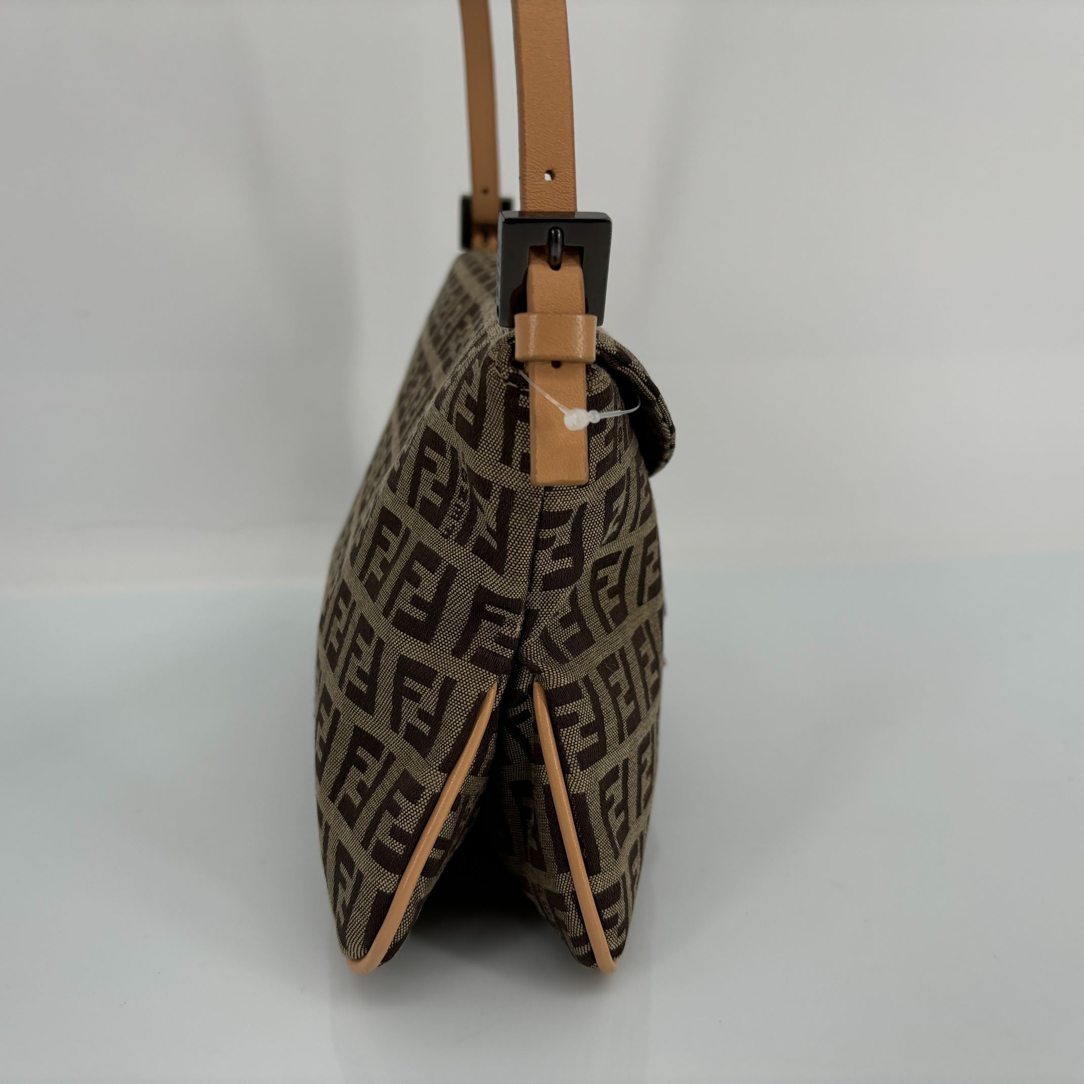 Fendi Mamma Baguette Bag Beige Zucchino Monogram