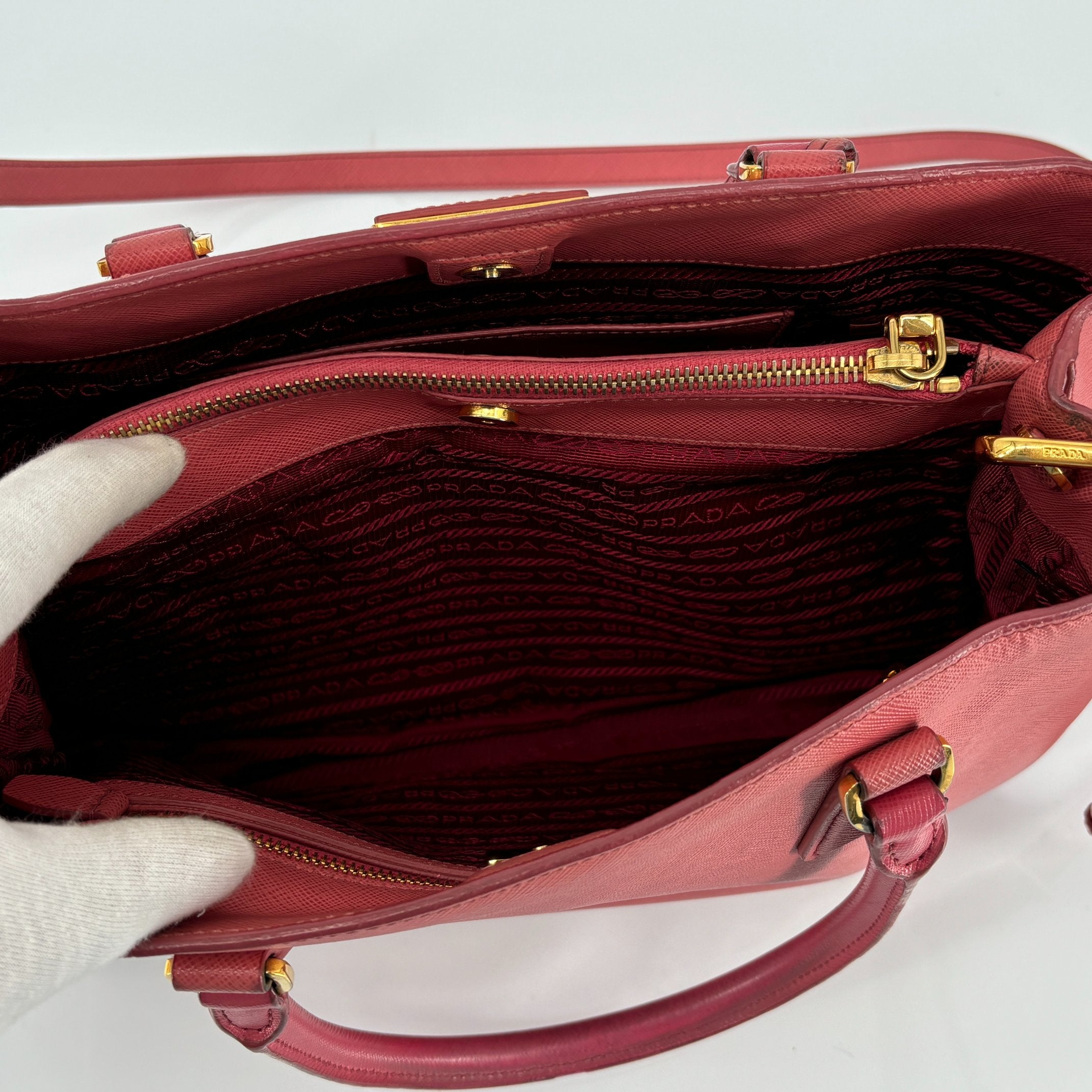 Prada Galleria Hand Bag Pink Saffiano Leather