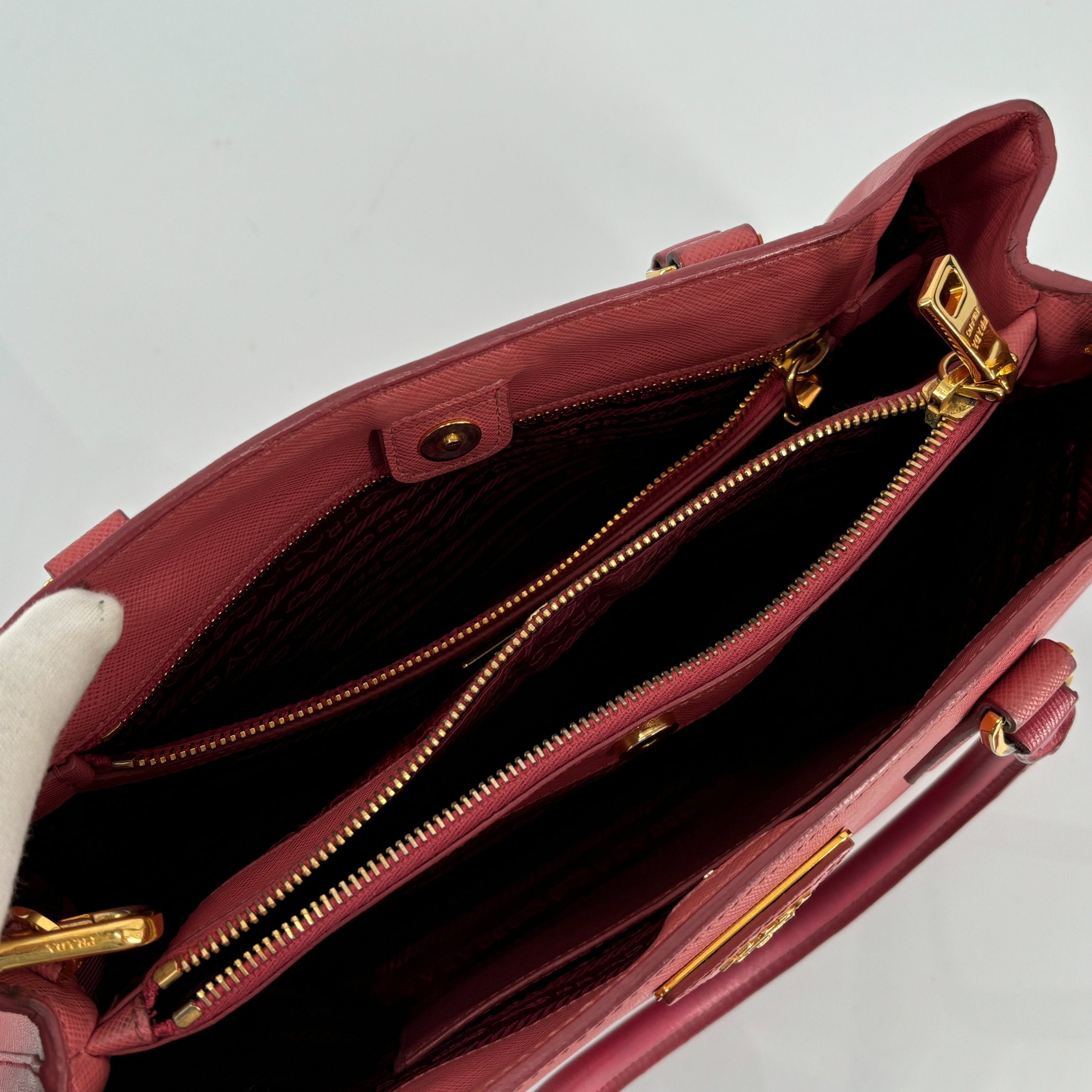 Prada Galleria Hand Bag Pink Saffiano Leather