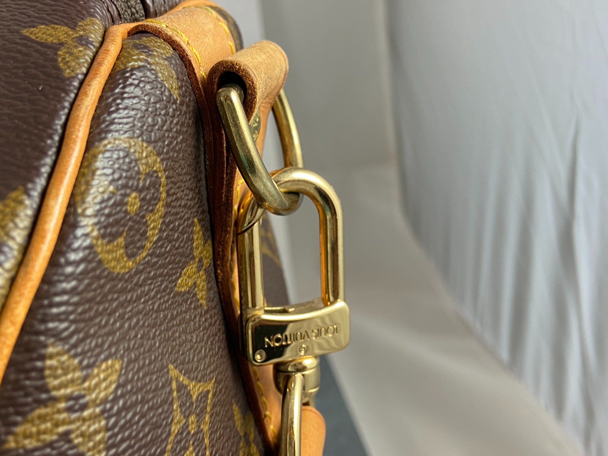 Louis Vuitton Keepall 50 Bandouliere Monogram Canvas