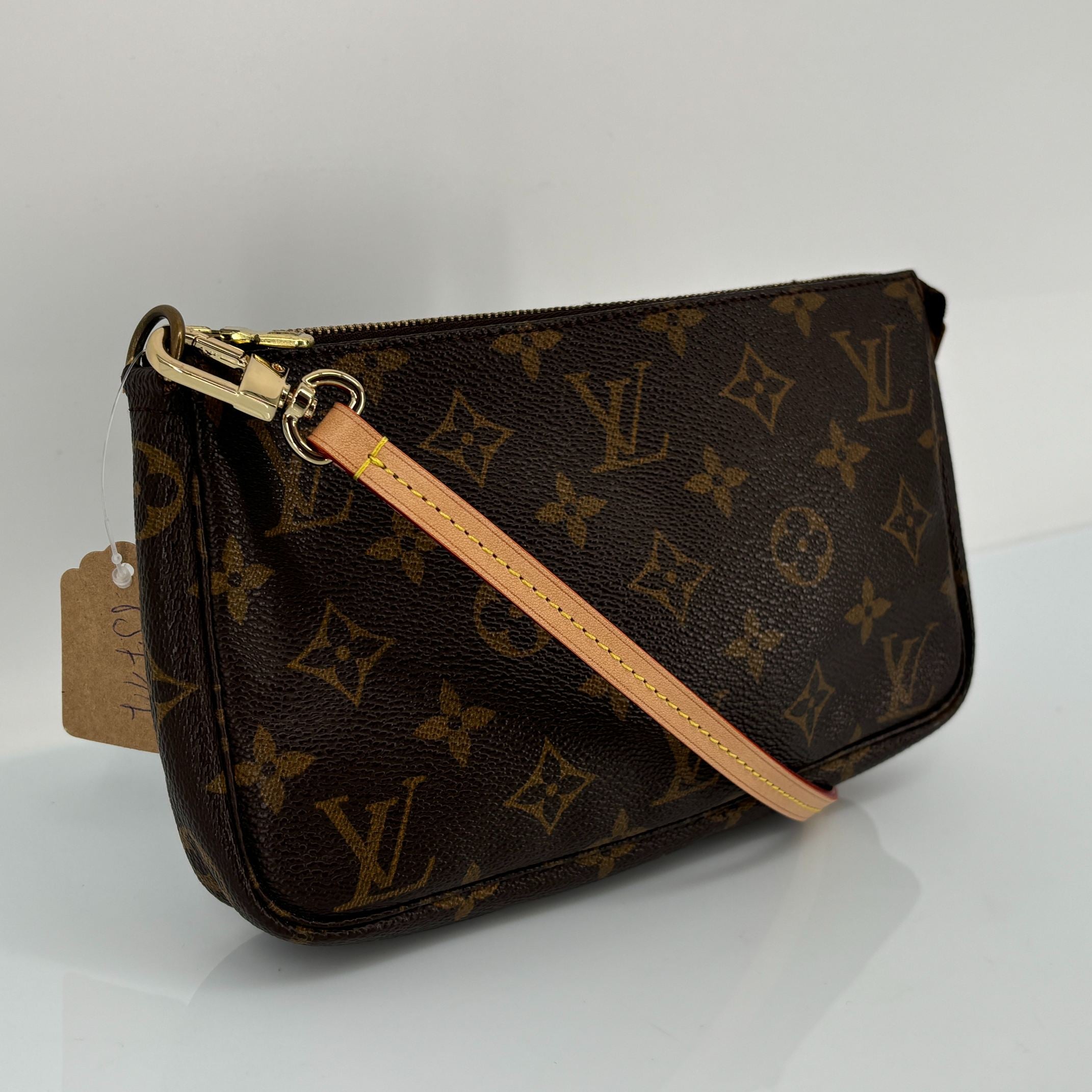 Louis Vuitton Pochette Accessoires Monogram Canvas incl. Dustbag