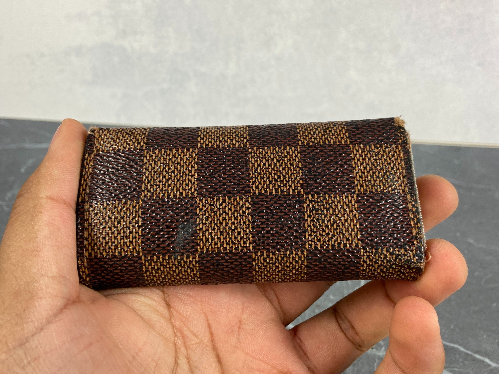 Louis Vuitton 6 Key Holder Damier Ebene Canvas