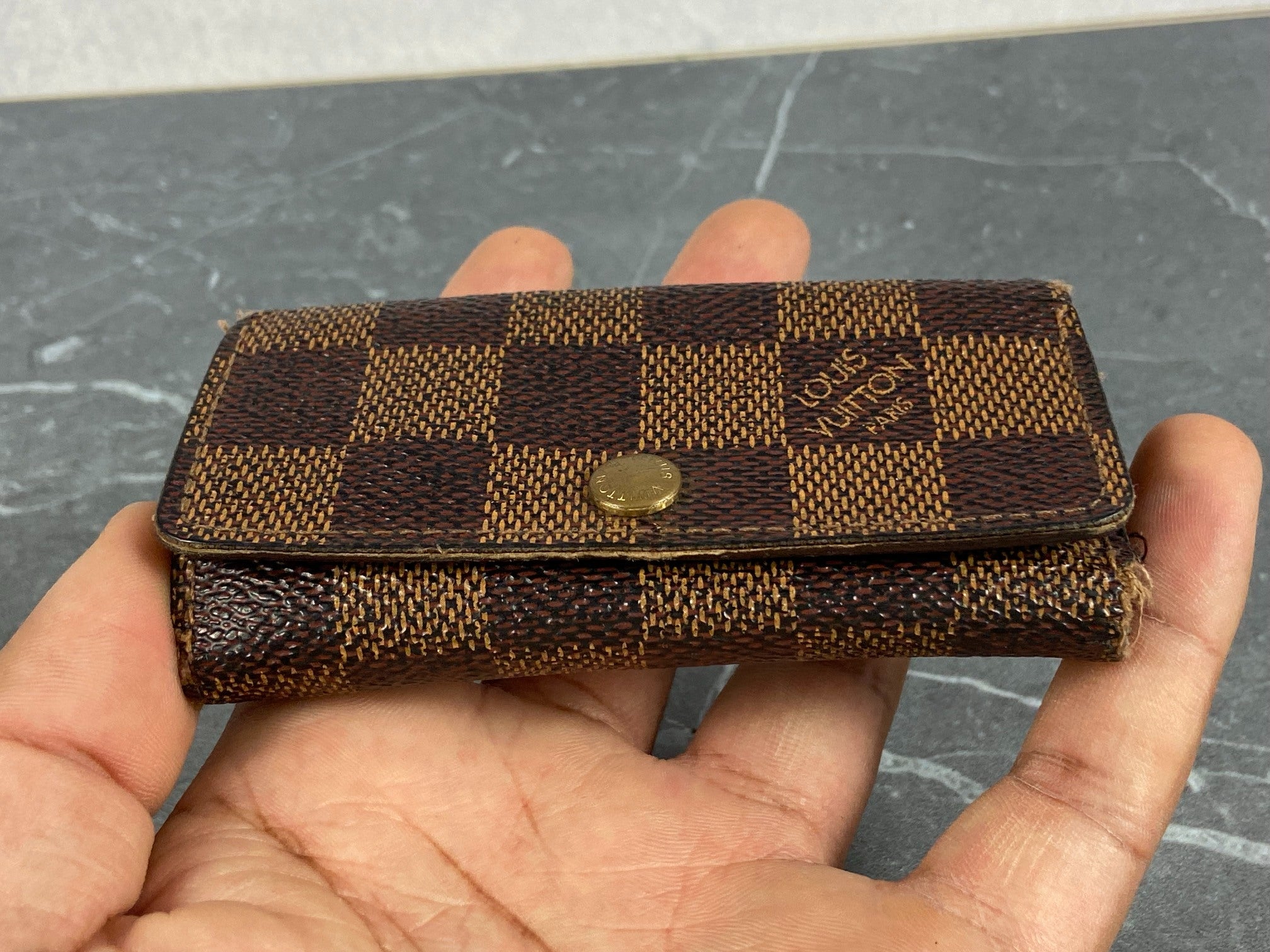 Louis Vuitton 6 Key Holder Damier Ebene Canvas