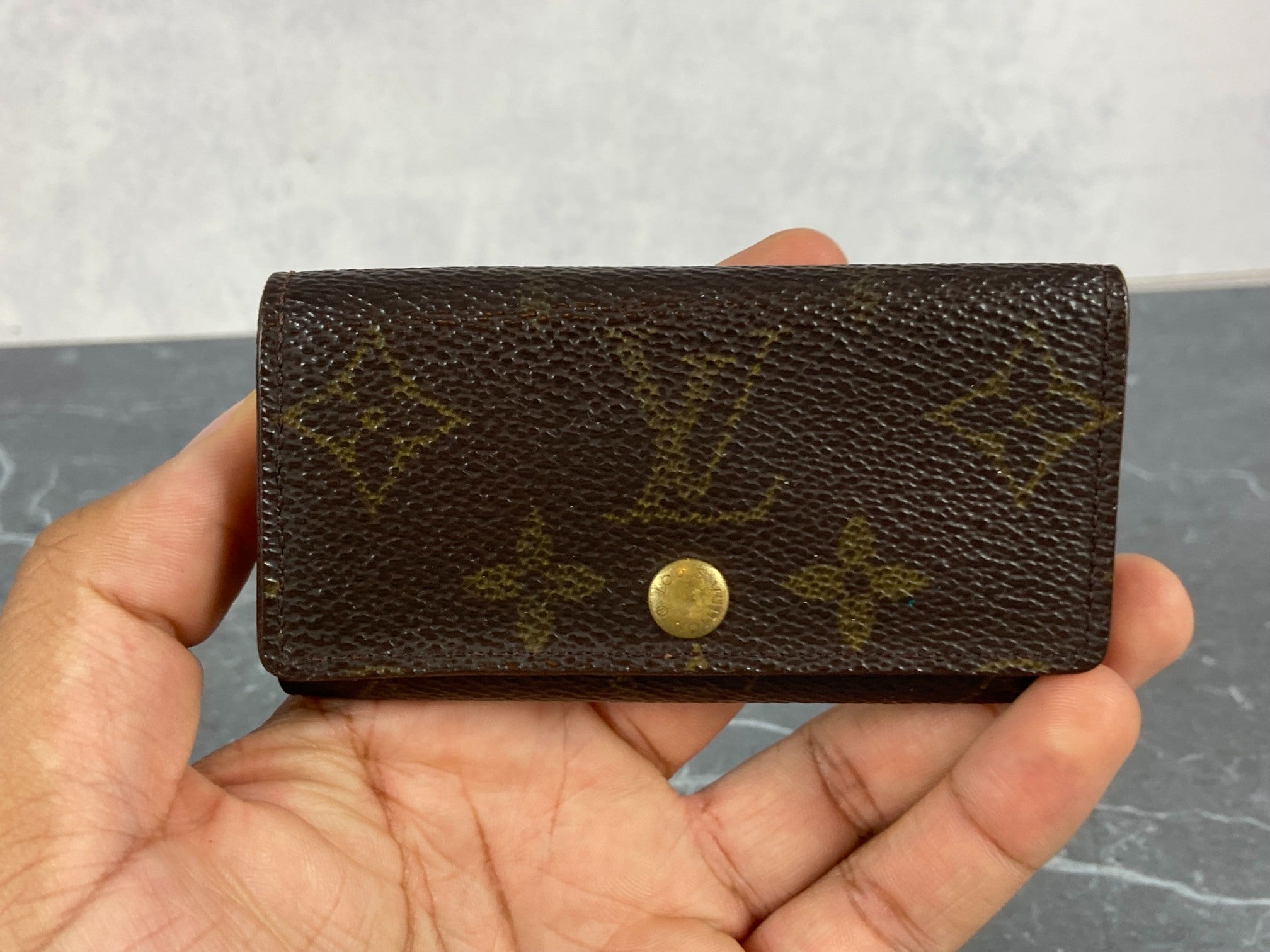 Louis Vuitton 4 Key Holder Monogram Canvas