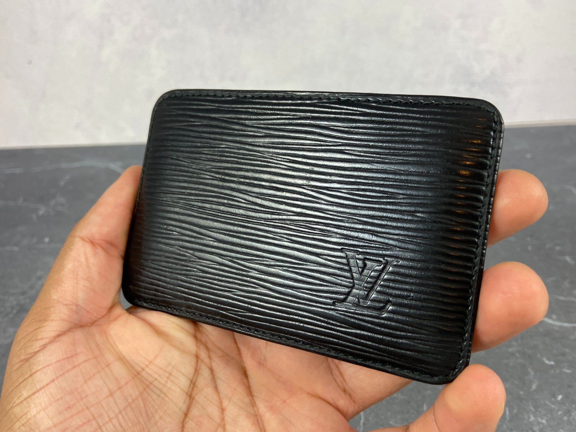 Louis Vuitton Porte-cartes Simple Cardholder Black Epi Leather