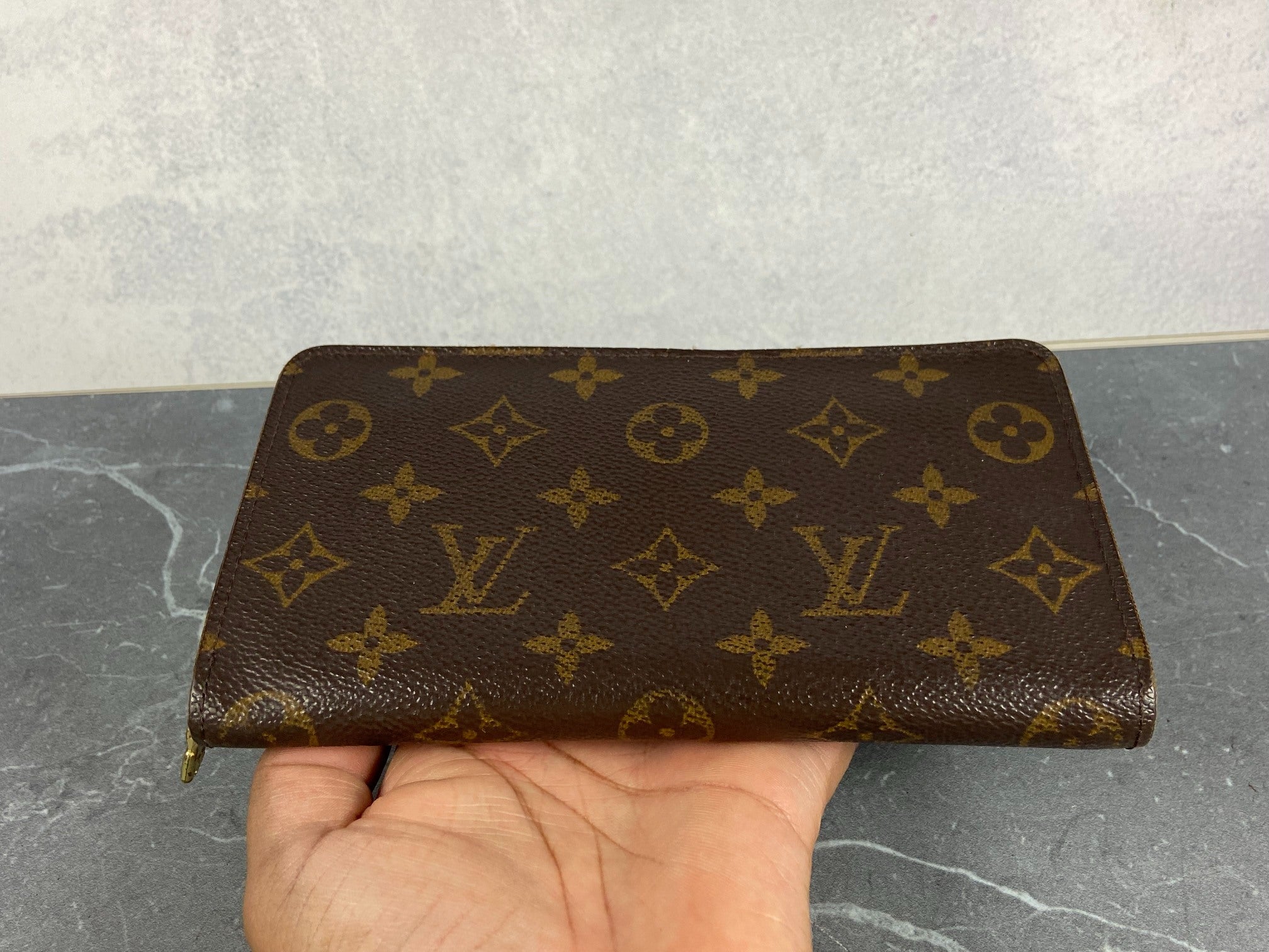 Louis Vuitton Zippy Wallet Monogram Canvas