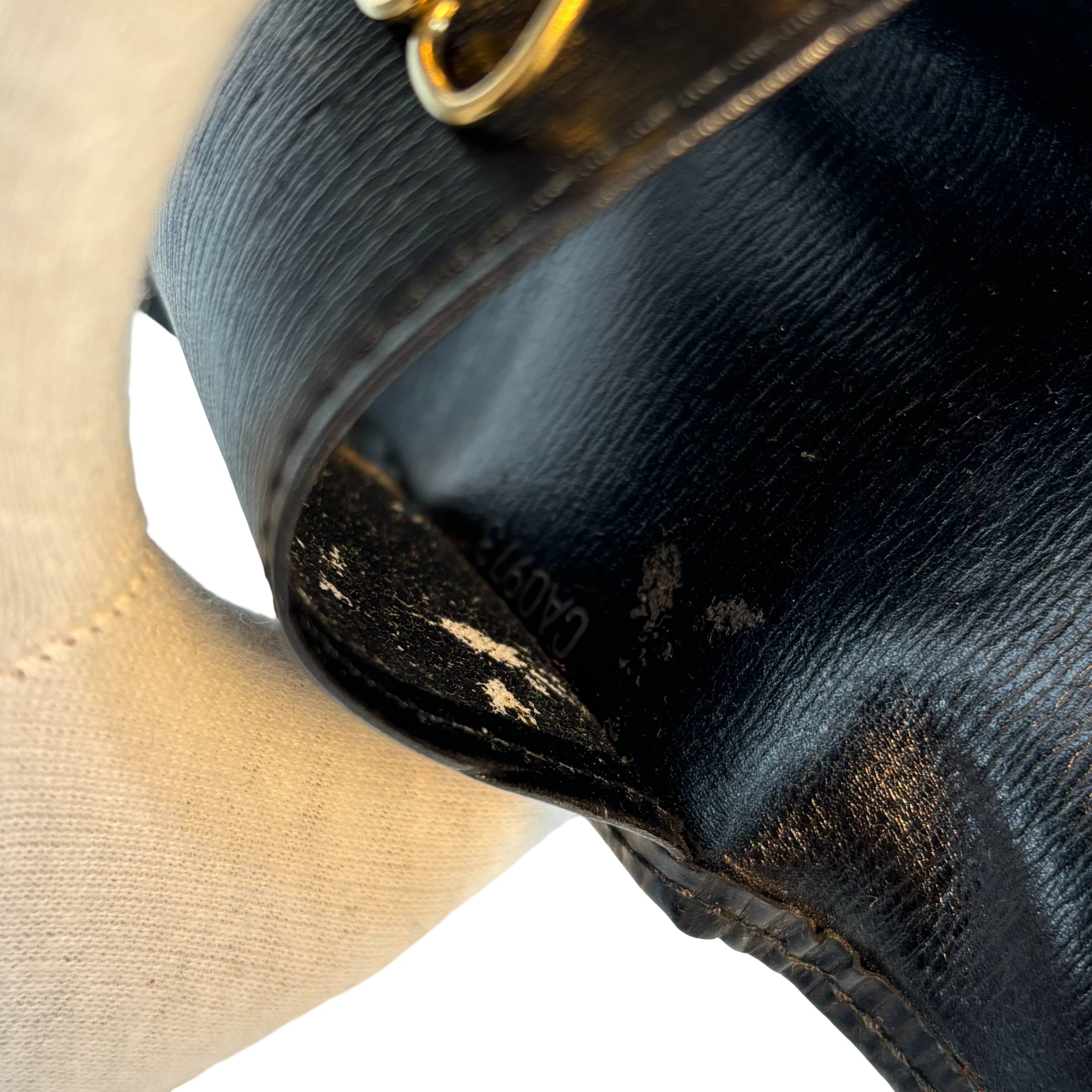 Louis Vuitton 4 Key Holder Black Epi Leather