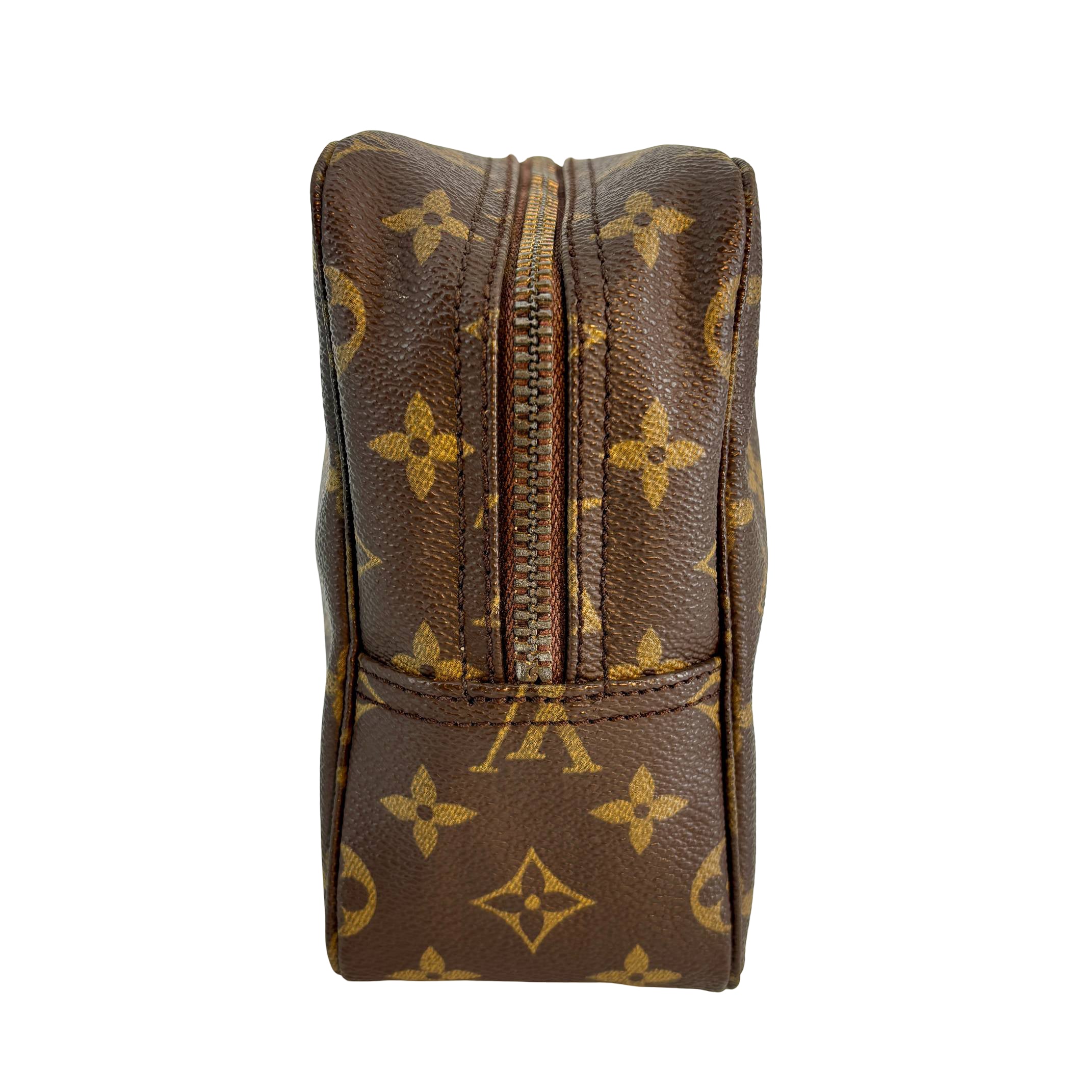 Louis Vuitton Trousse Toilette 28 Monogram Canvas