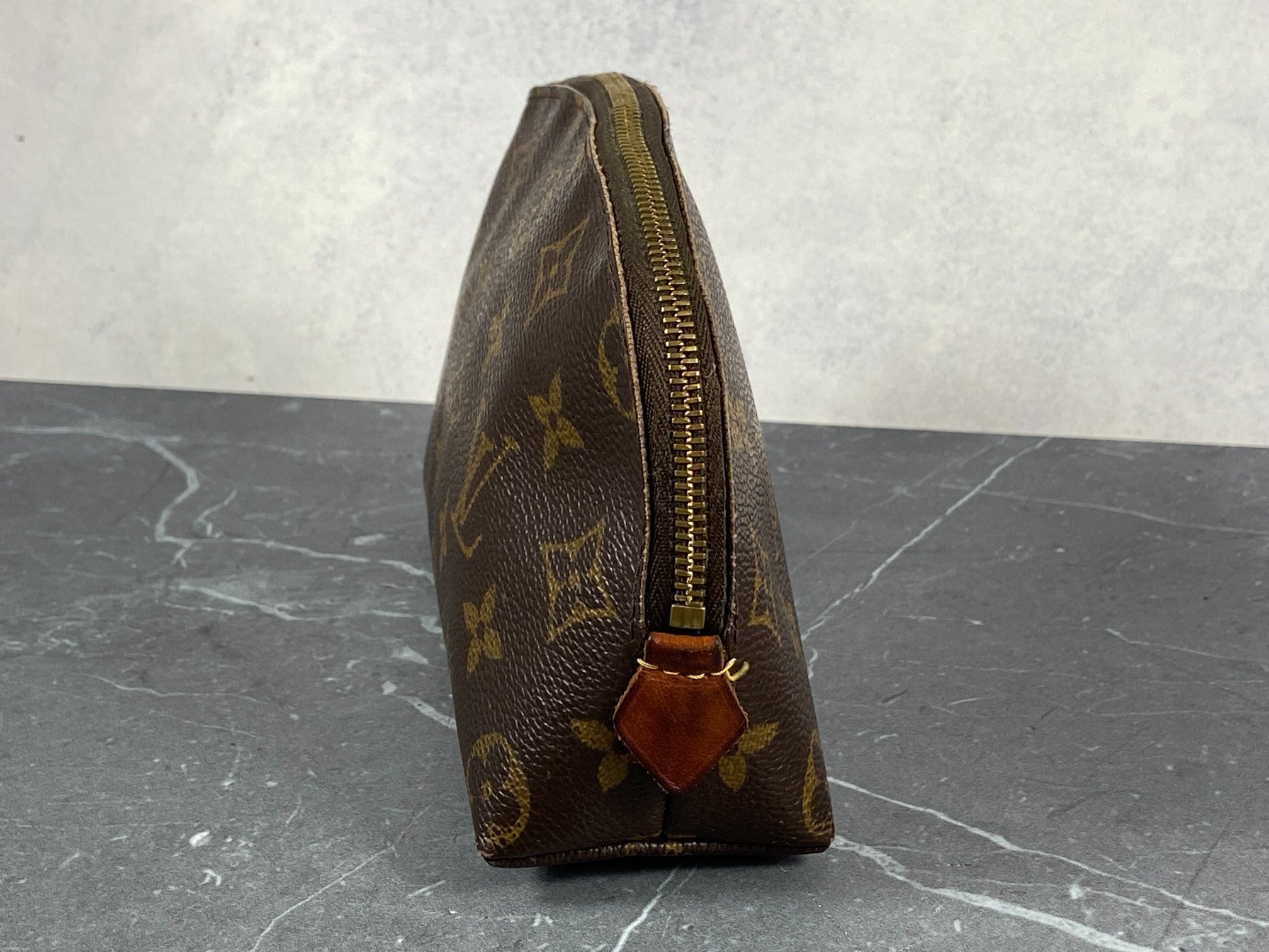 Louis Vuitton Pochette Cosmeticique Monogram Canvas 