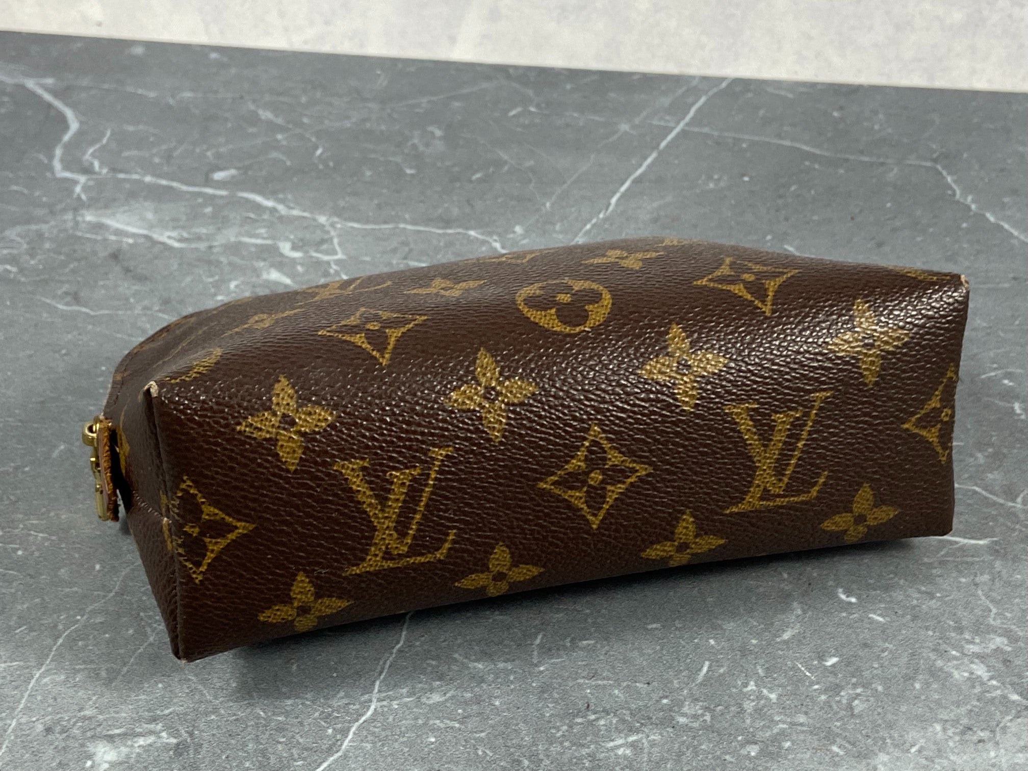 Louis Vuitton Pochette Cosmeticique Monogram Canvas 