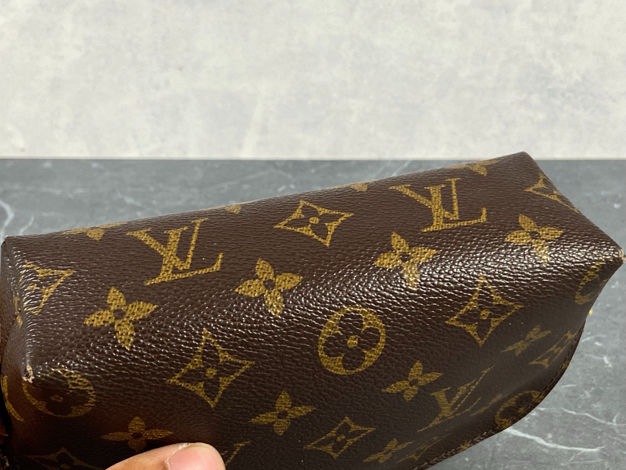 Louis Vuitton Pochette Cosmeticique Monogram Canvas 