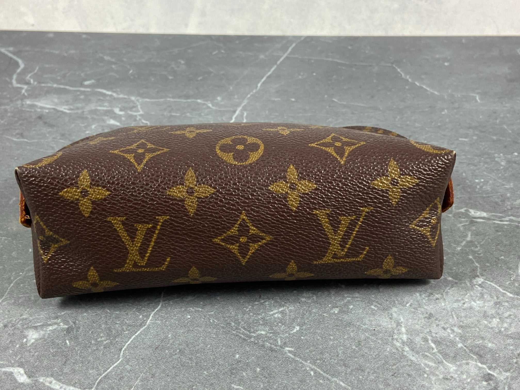 Louis Vuitton Pochette Cosmetique Monogram Canvas