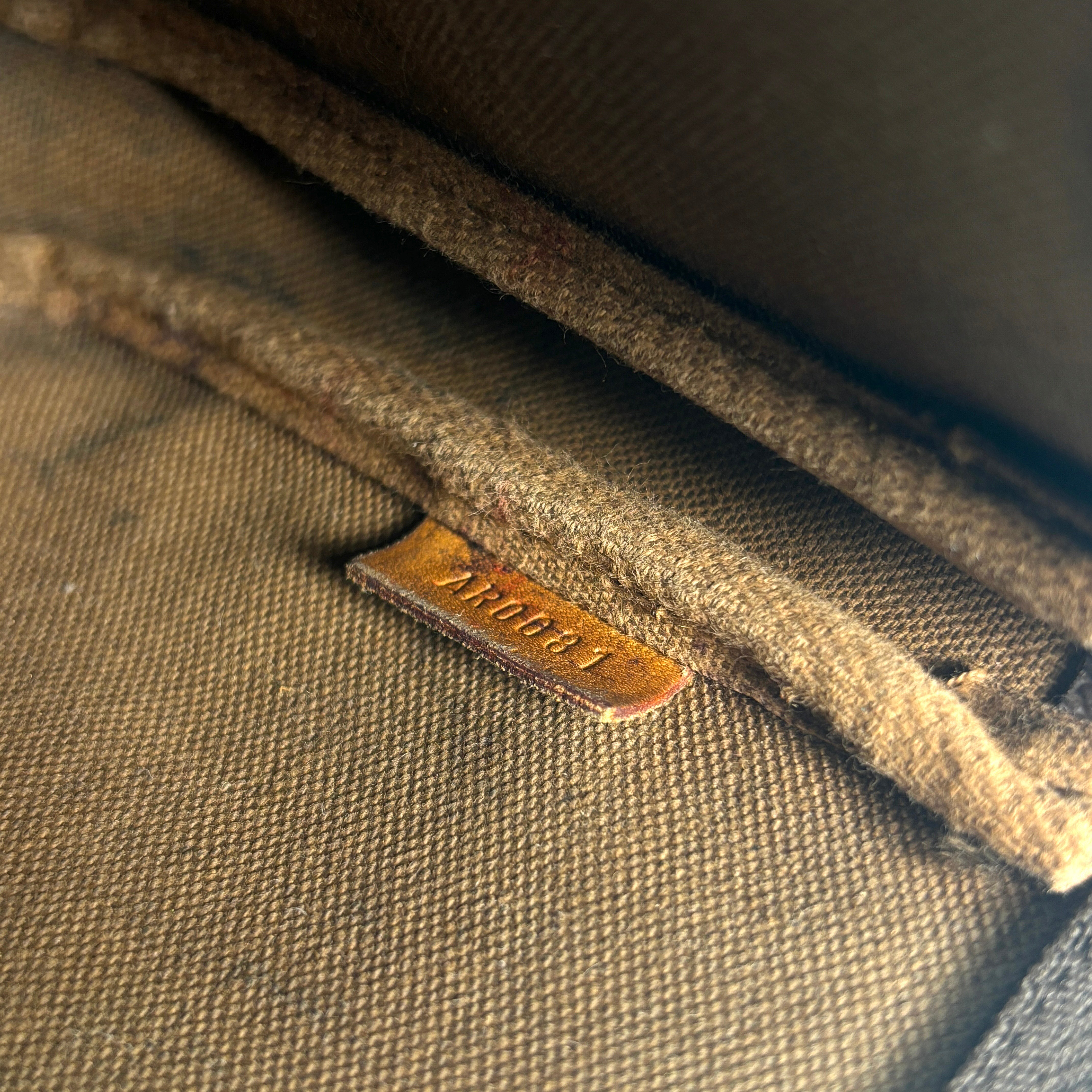 Louis Vuitton Pochette Accessoires Monogram Canvas