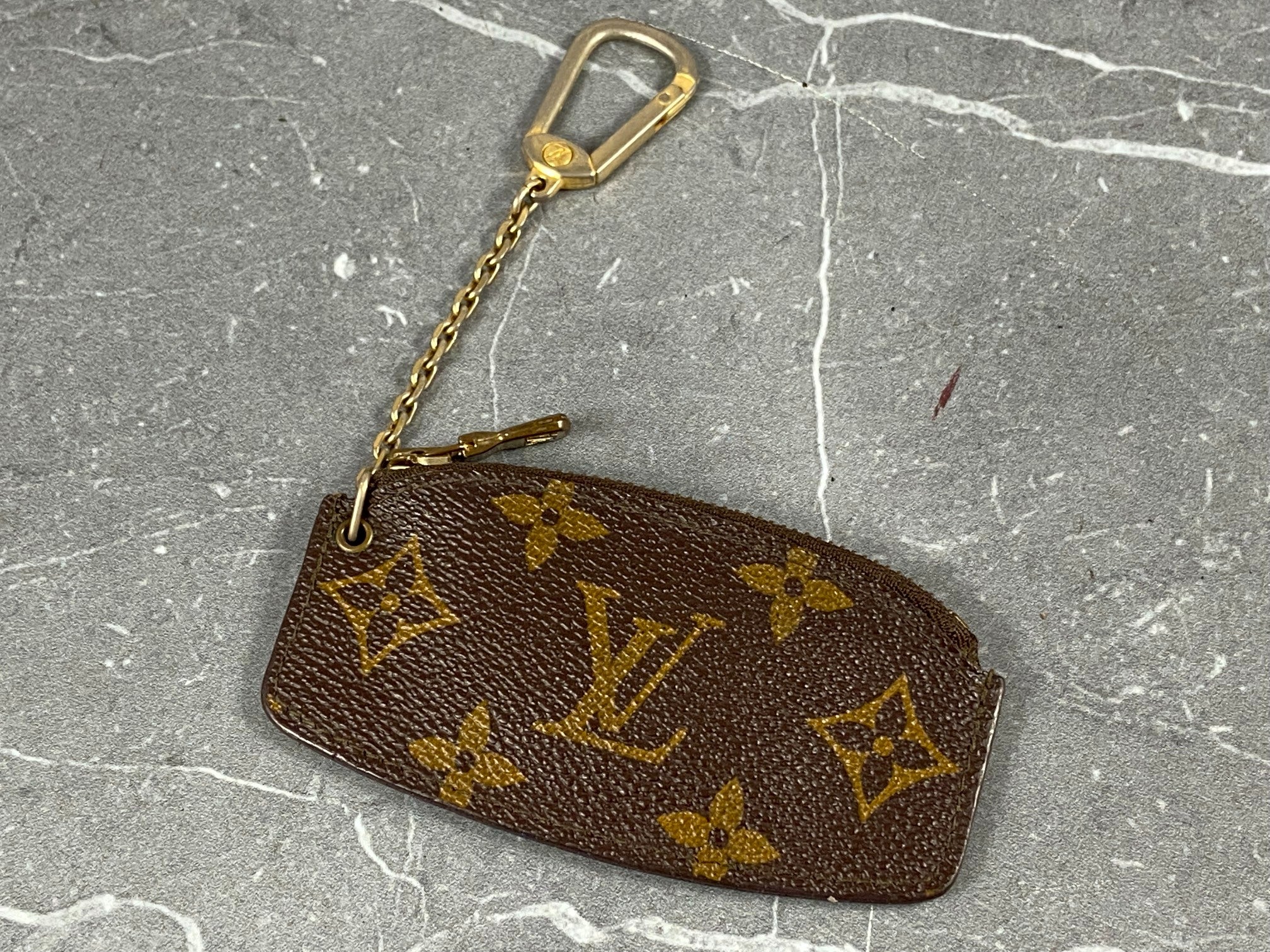 Louis Vuitton Pochette Cles Key Pouch Monogram Canvas