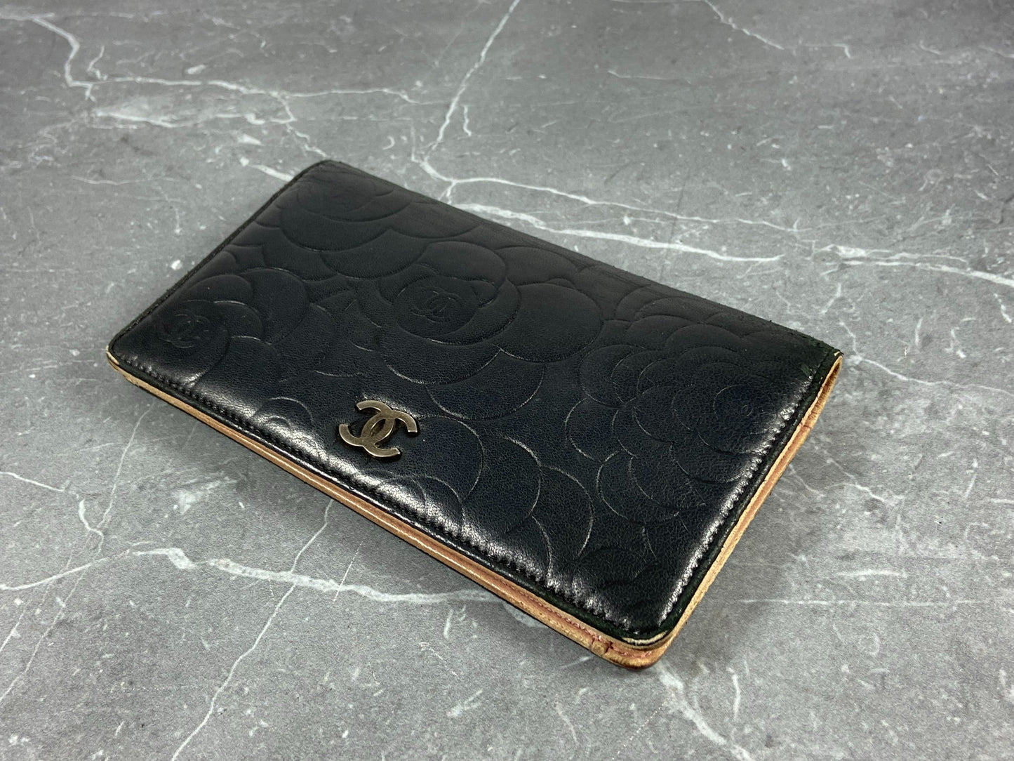 Chanel CC Camélia Long Wallet Black Leather
