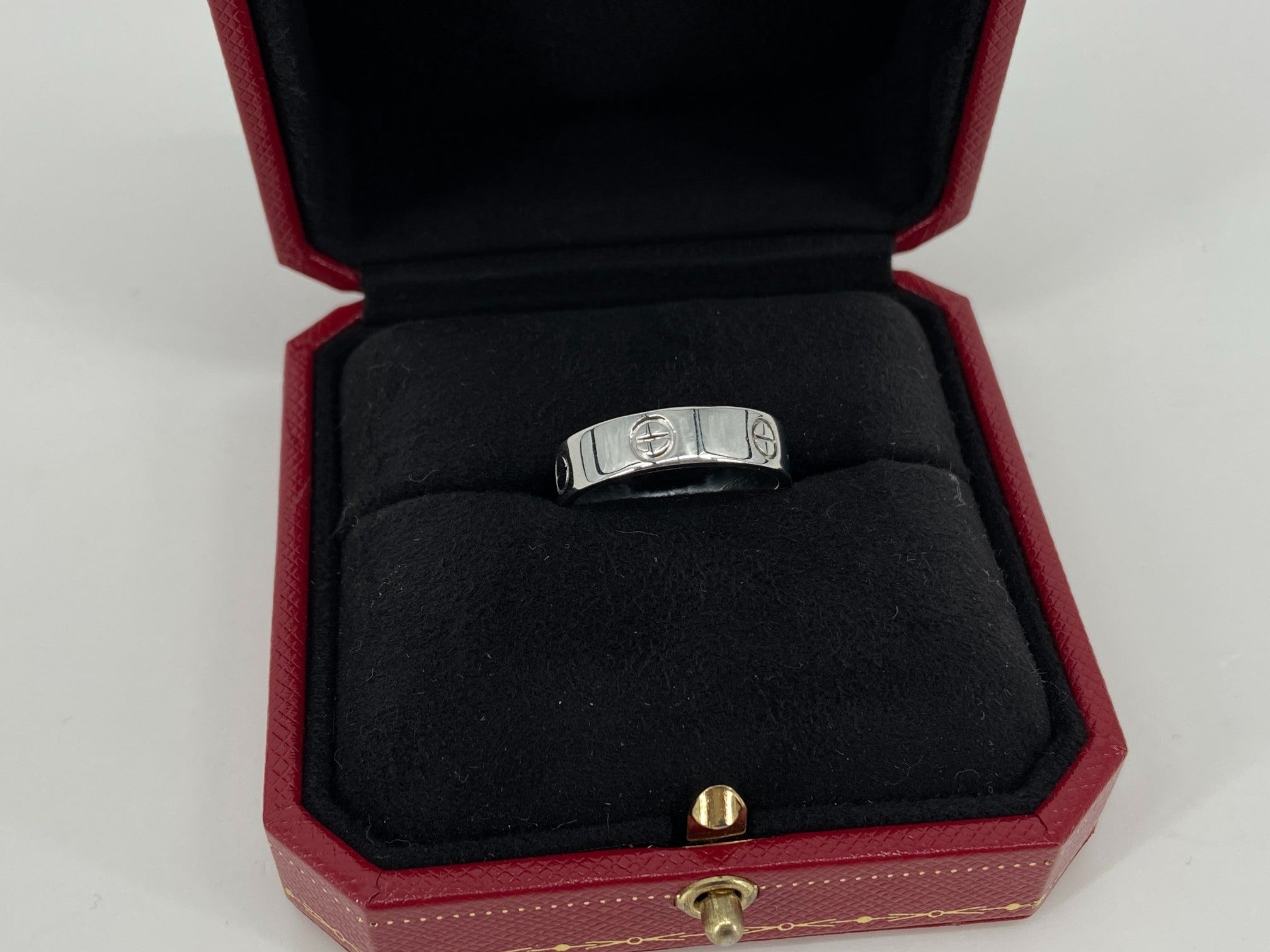 Cartier Love Ring Platinum Size 59 incl. Box