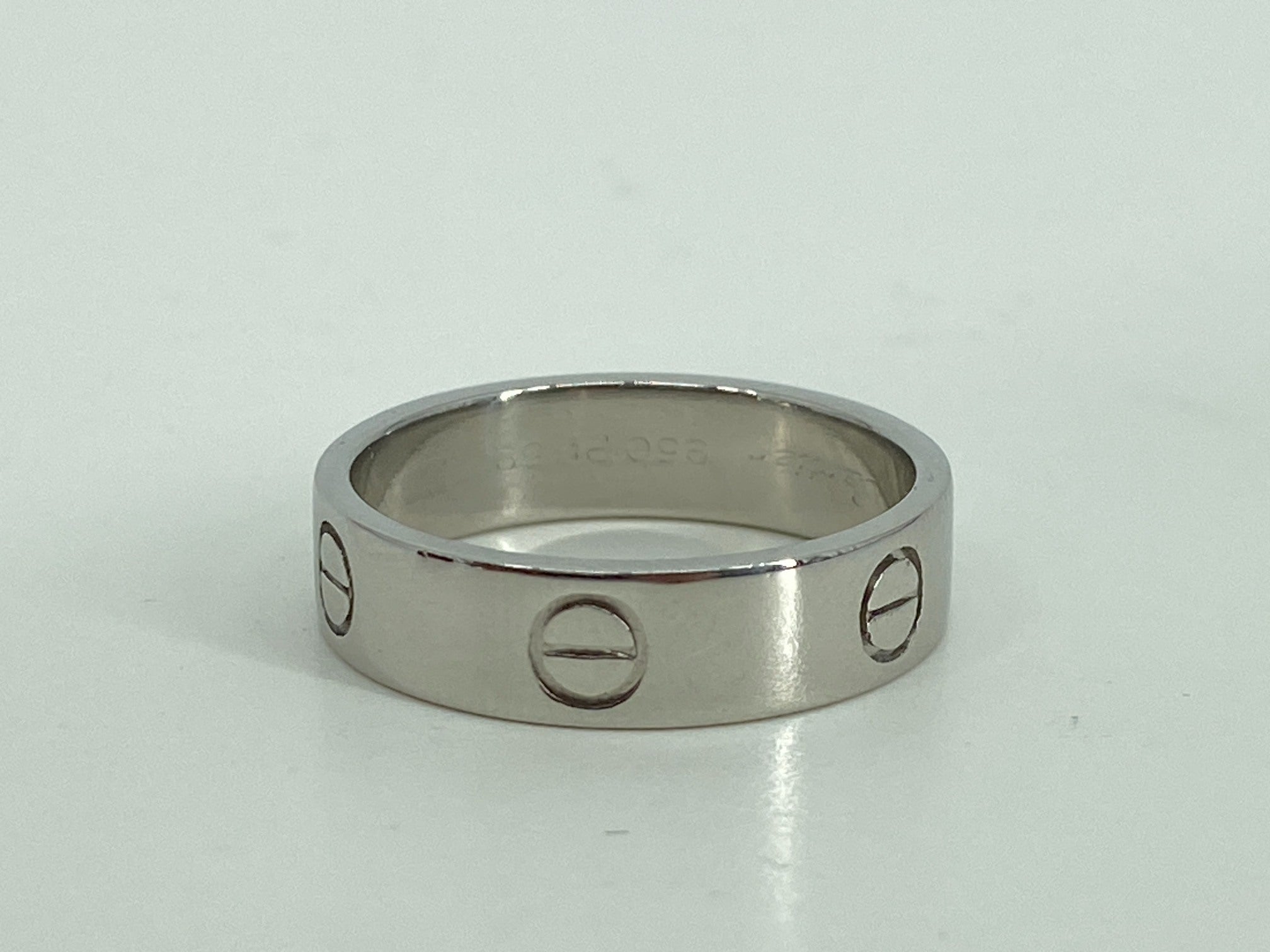 Cartier Love Ring Platinum Size 59 incl. Box