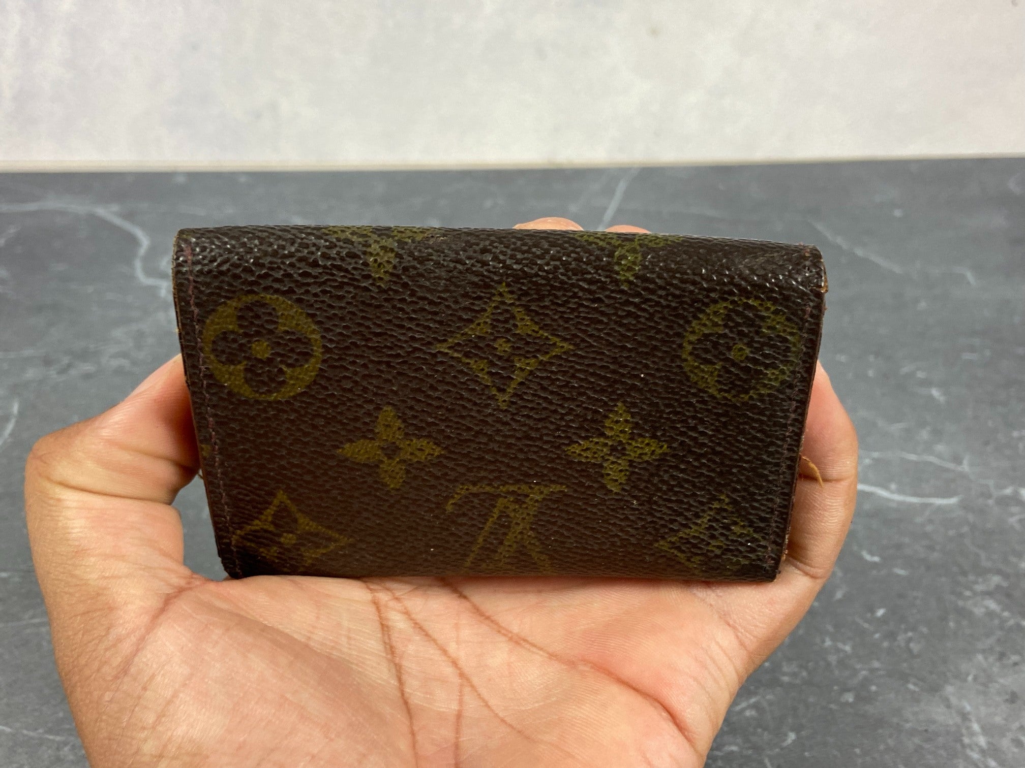 Louis Vuitton 6 Key Holder Monogram Canvas