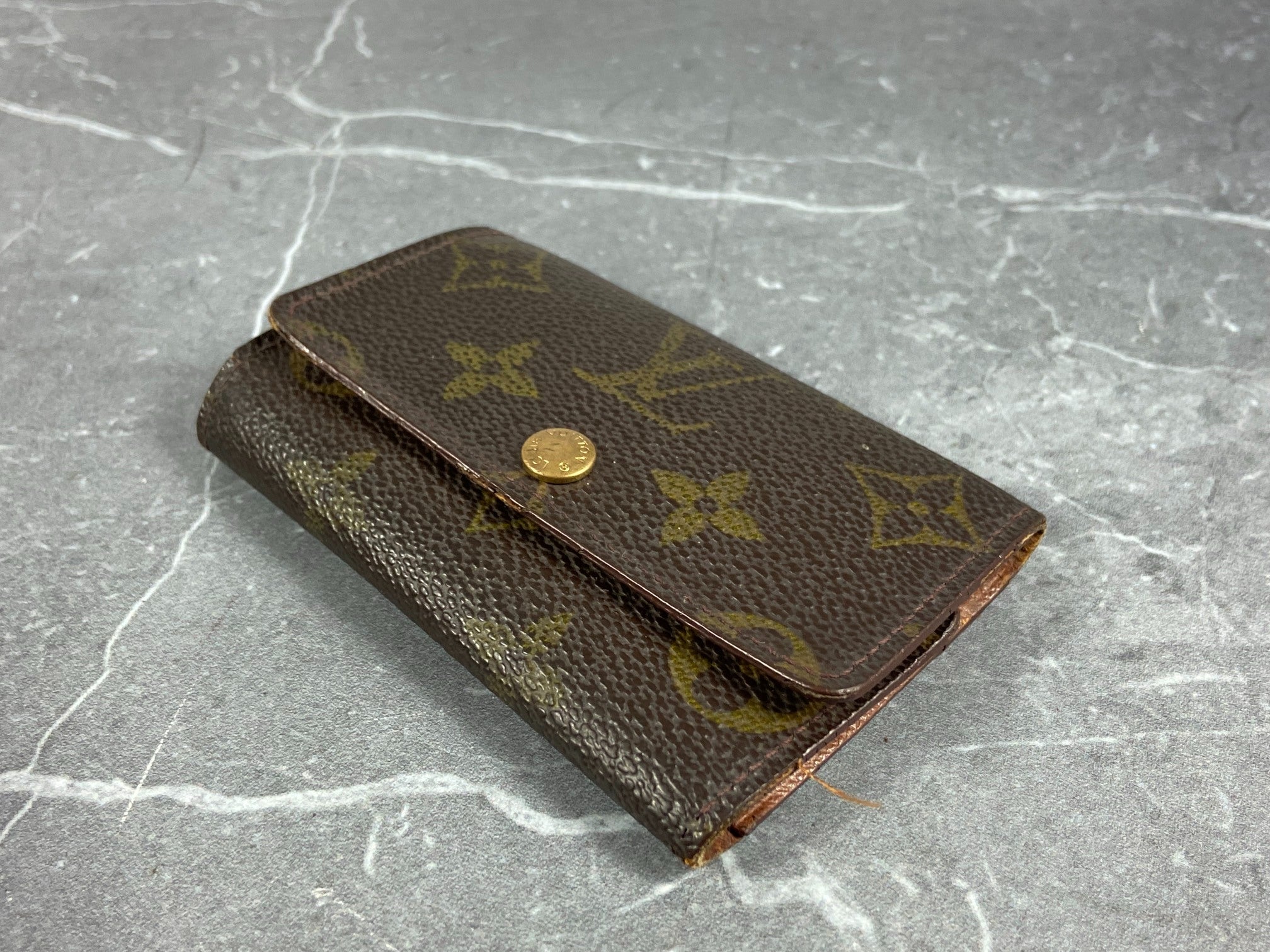 Louis Vuitton 6 Key Holder Monogram Canvas