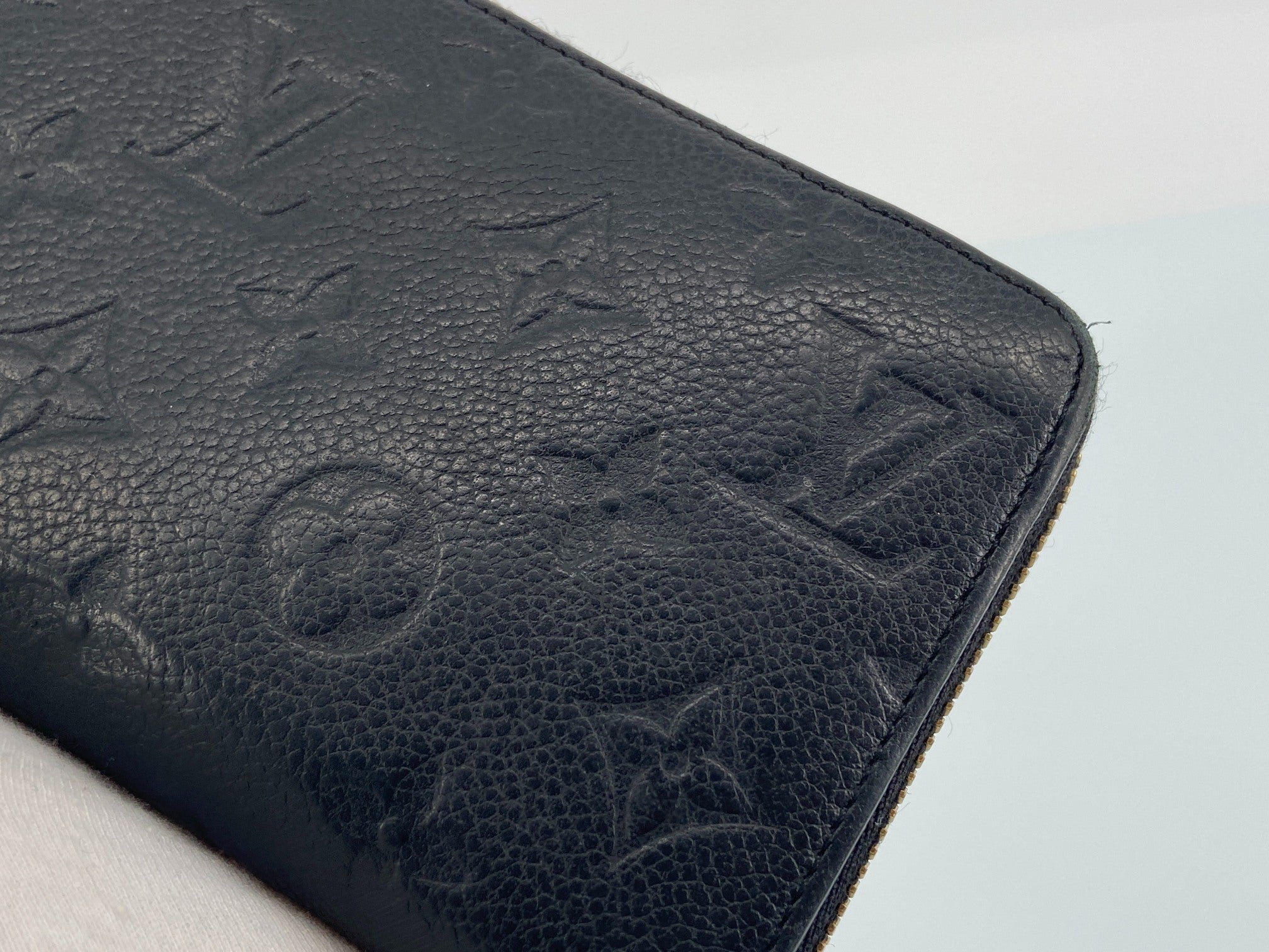 Louis Vuitton Zippy Wallet Black Monogram Empreinte Leather