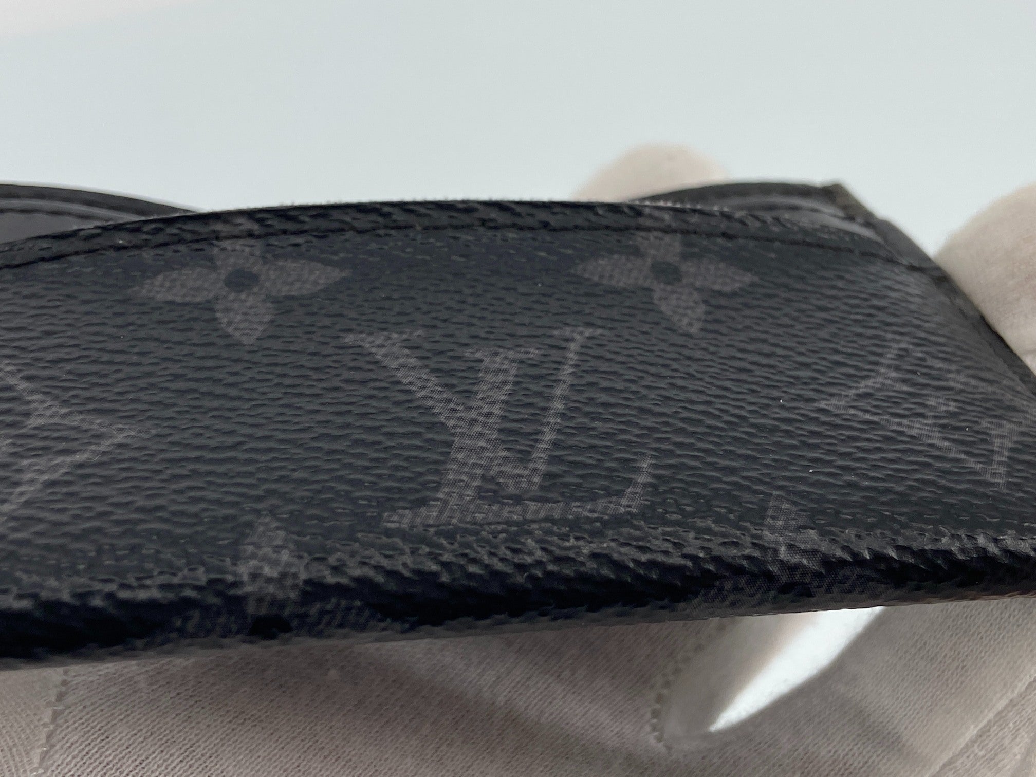 Louis Vuitton Porte-cartes double Cardholder Monogram Eclipse Canvas incl. Box