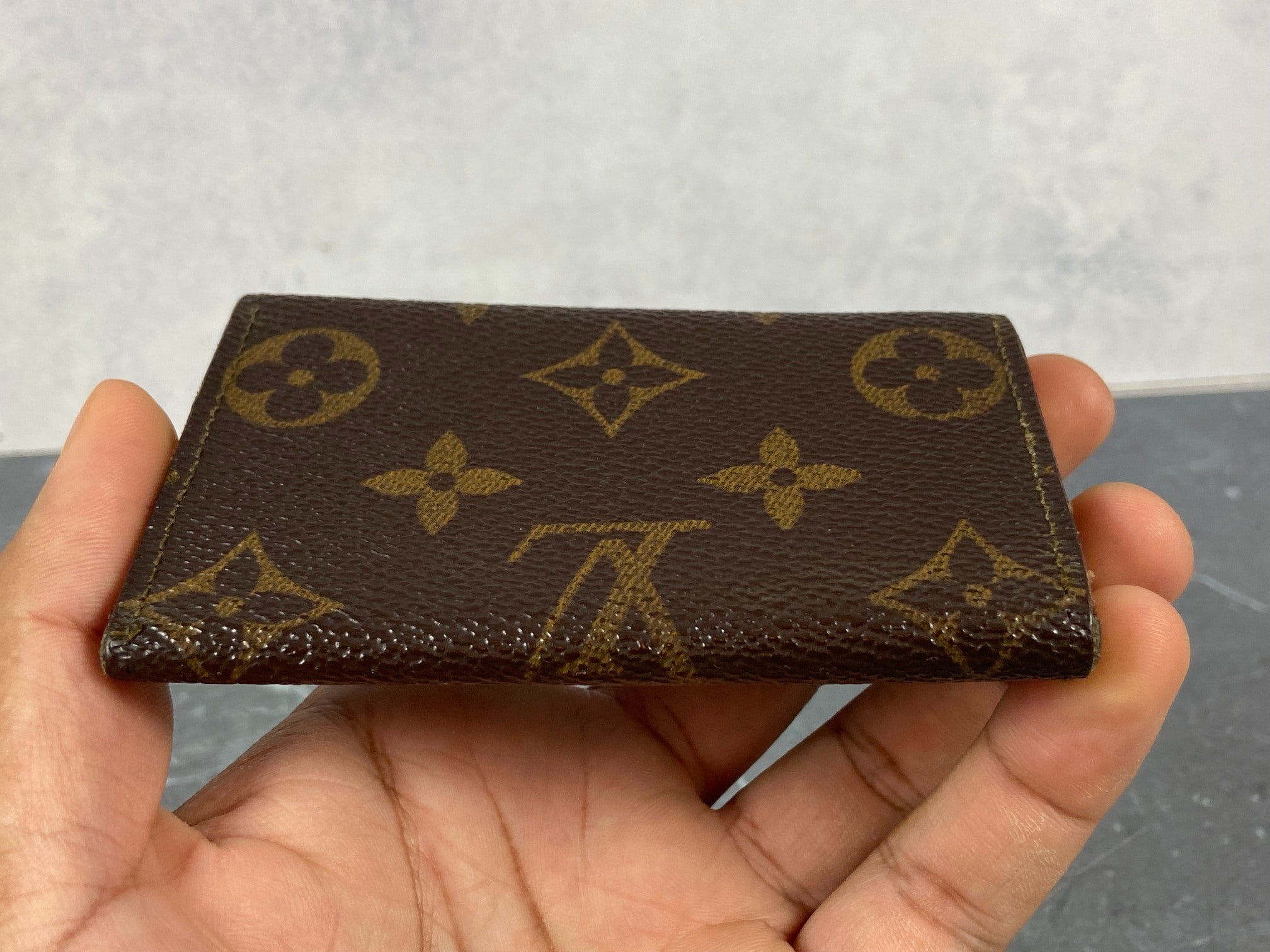 Louis Vuitton 6 Key Holder Monogram Canvas