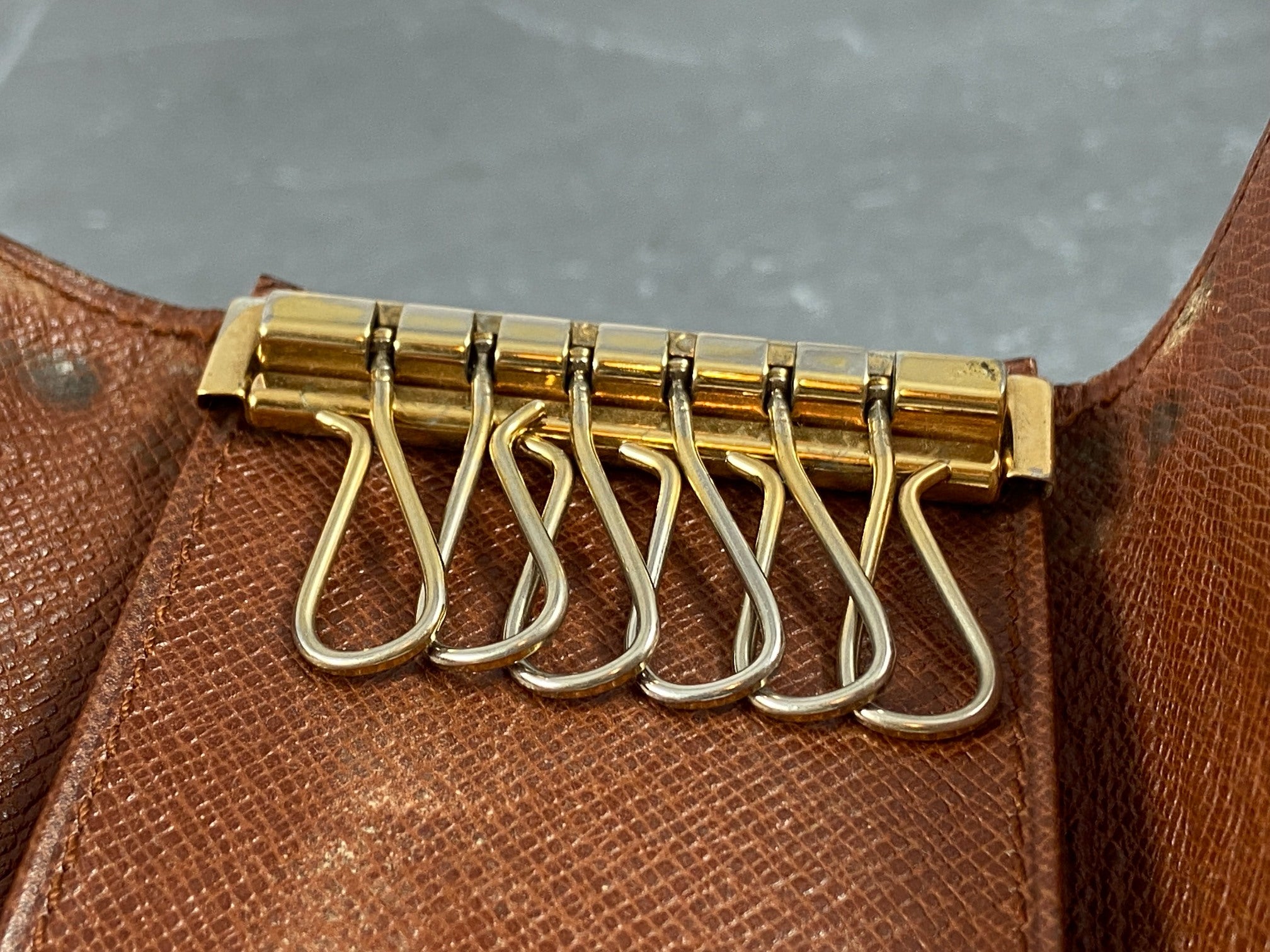 Louis Vuitton 6 Key Holder Monogram Canvas