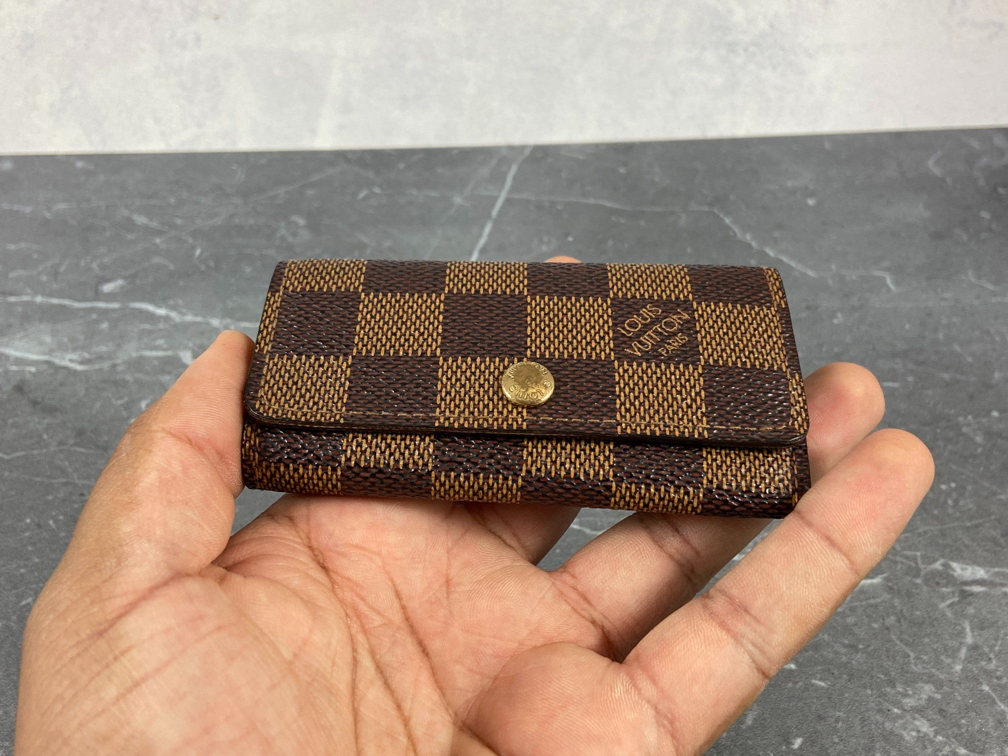 Louis Vuitton 6 Key Holder Damier Ebene Canvas