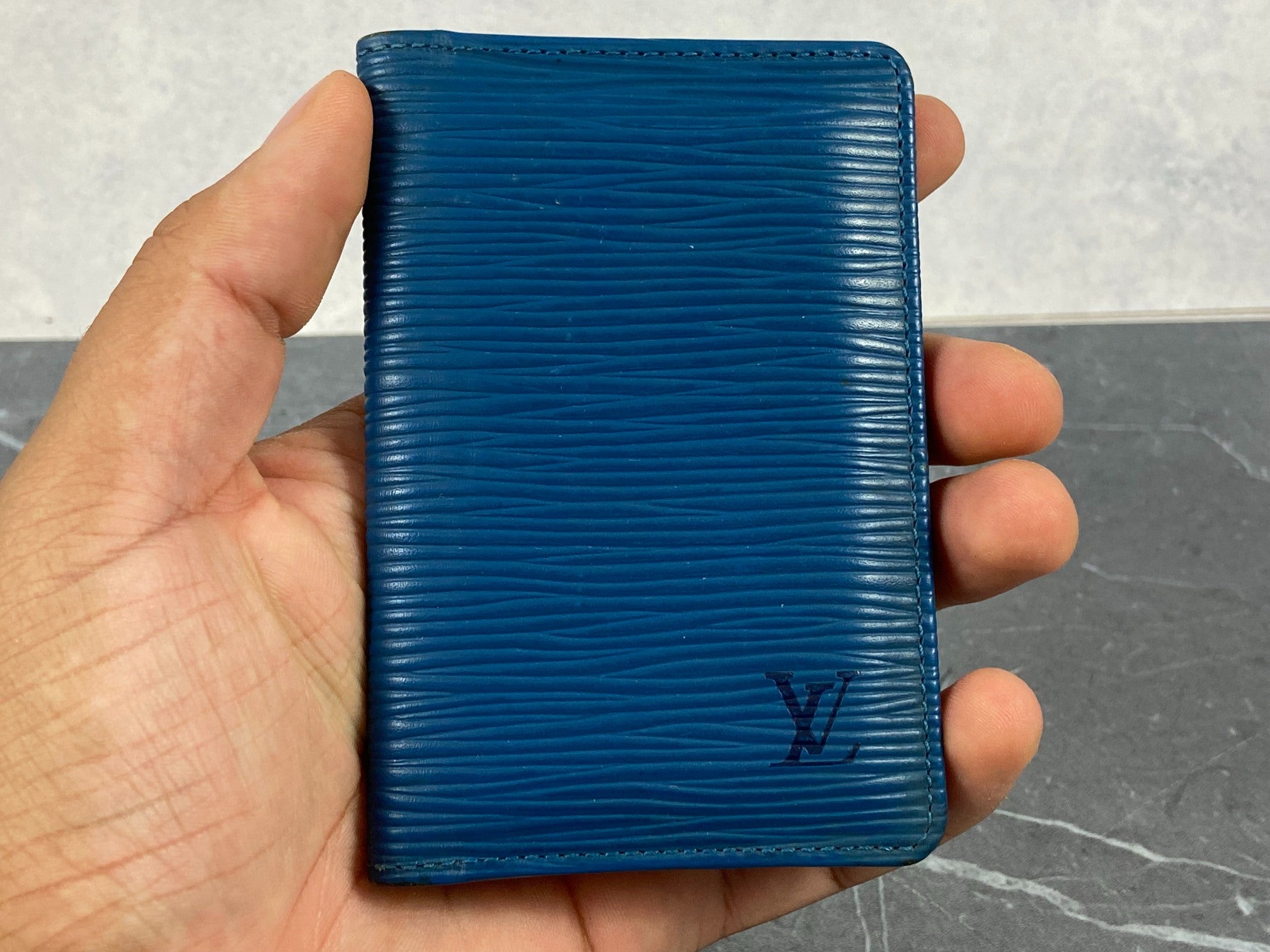 Louis Vuitton Bifold Card Case Blue Epi Leather