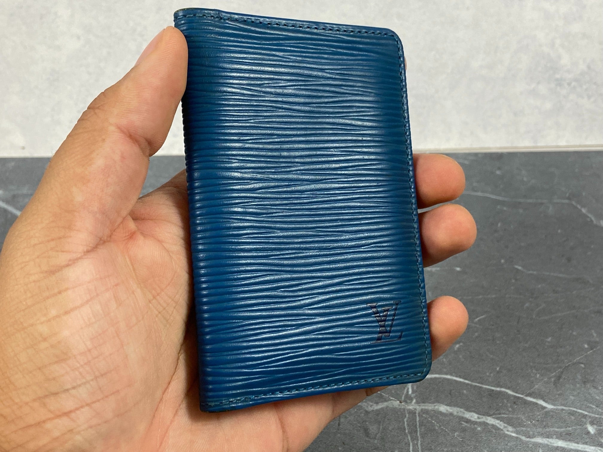 Louis Vuitton Bifold Card Case Blue Epi Leather