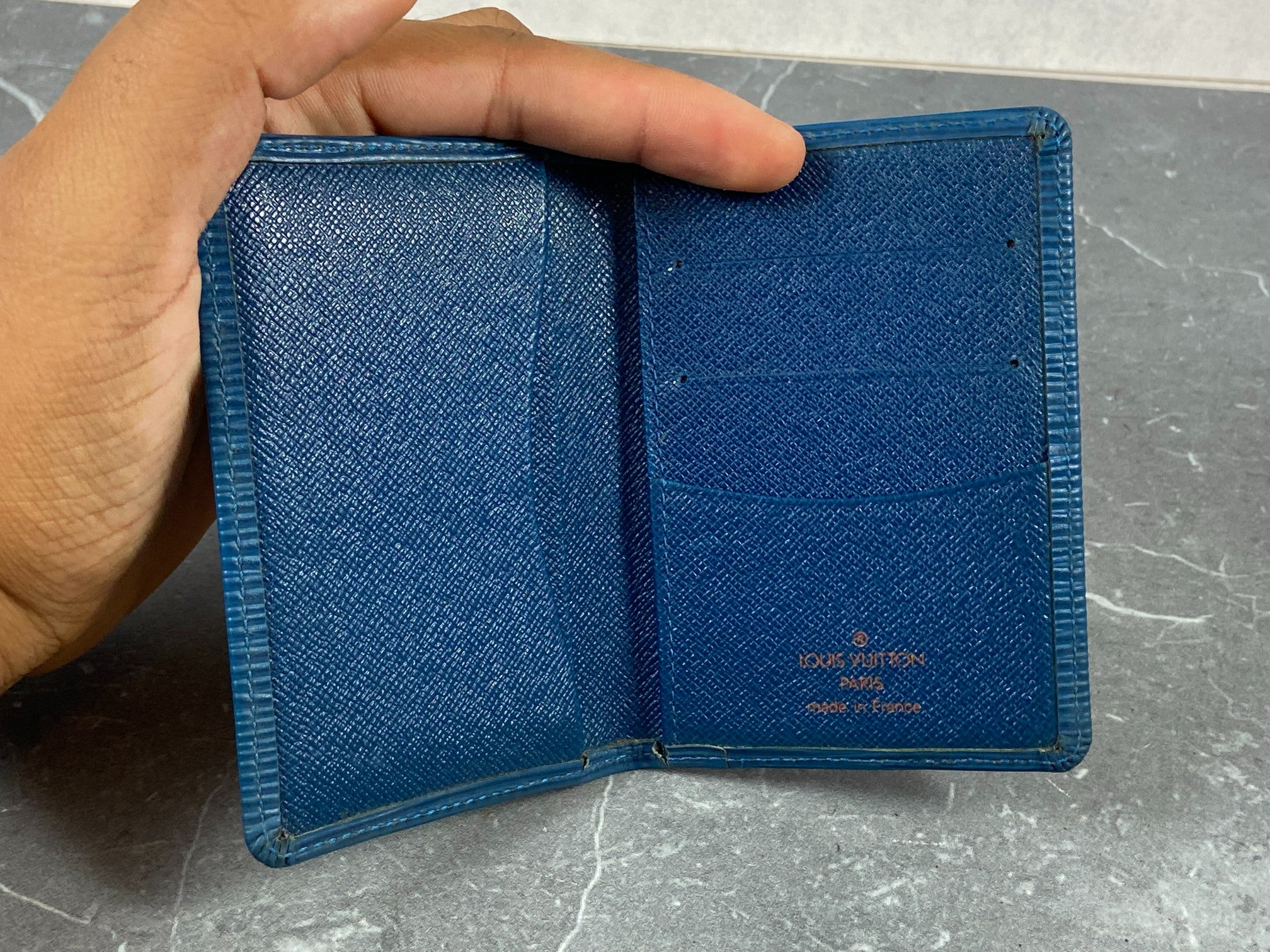 Louis Vuitton Bifold Card Case Blue Epi Leather