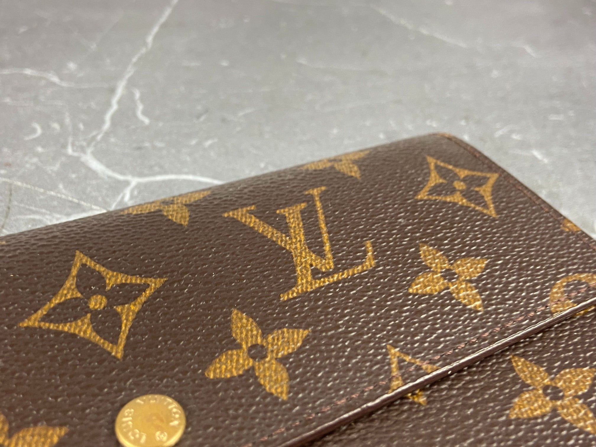 Louis Vuitton Sarah Wallet Monogram Canvas