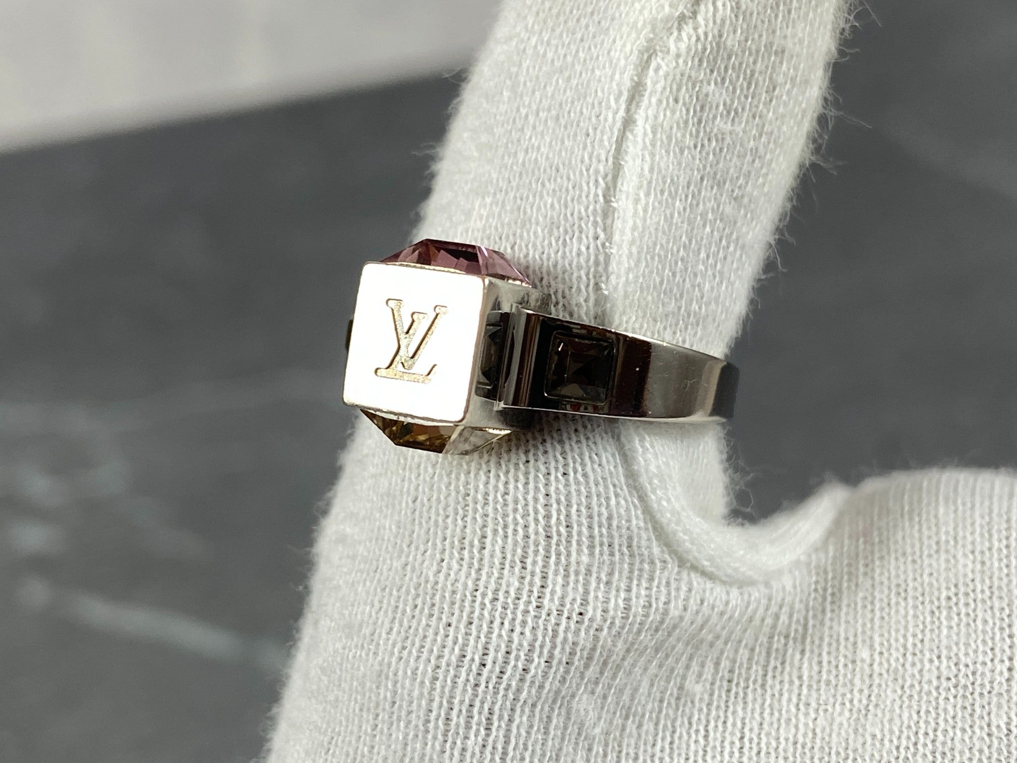 Louis Vuitton Gamble Ring Silver-Tone