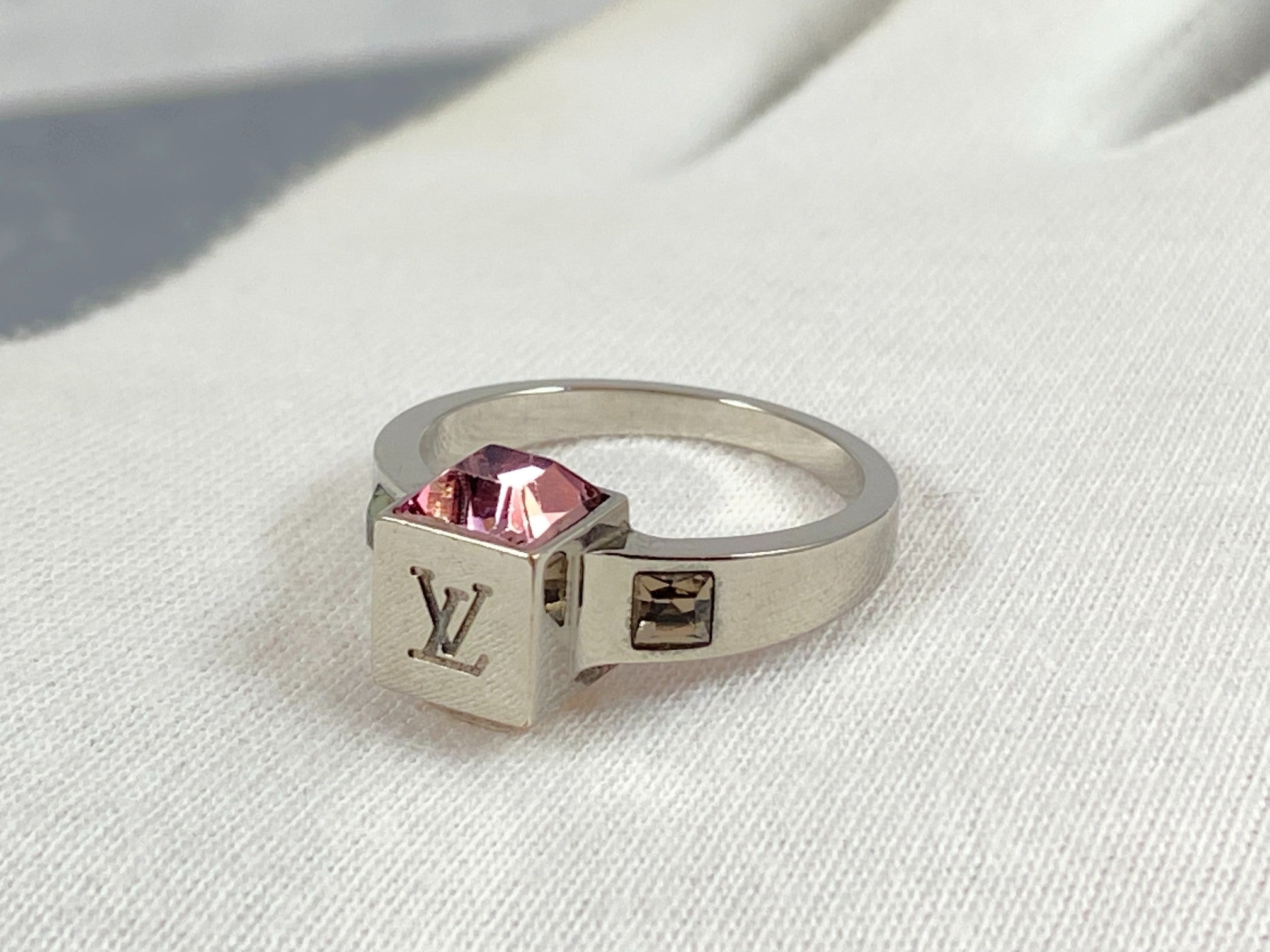 Louis Vuitton Gamble Ring Silver-Tone