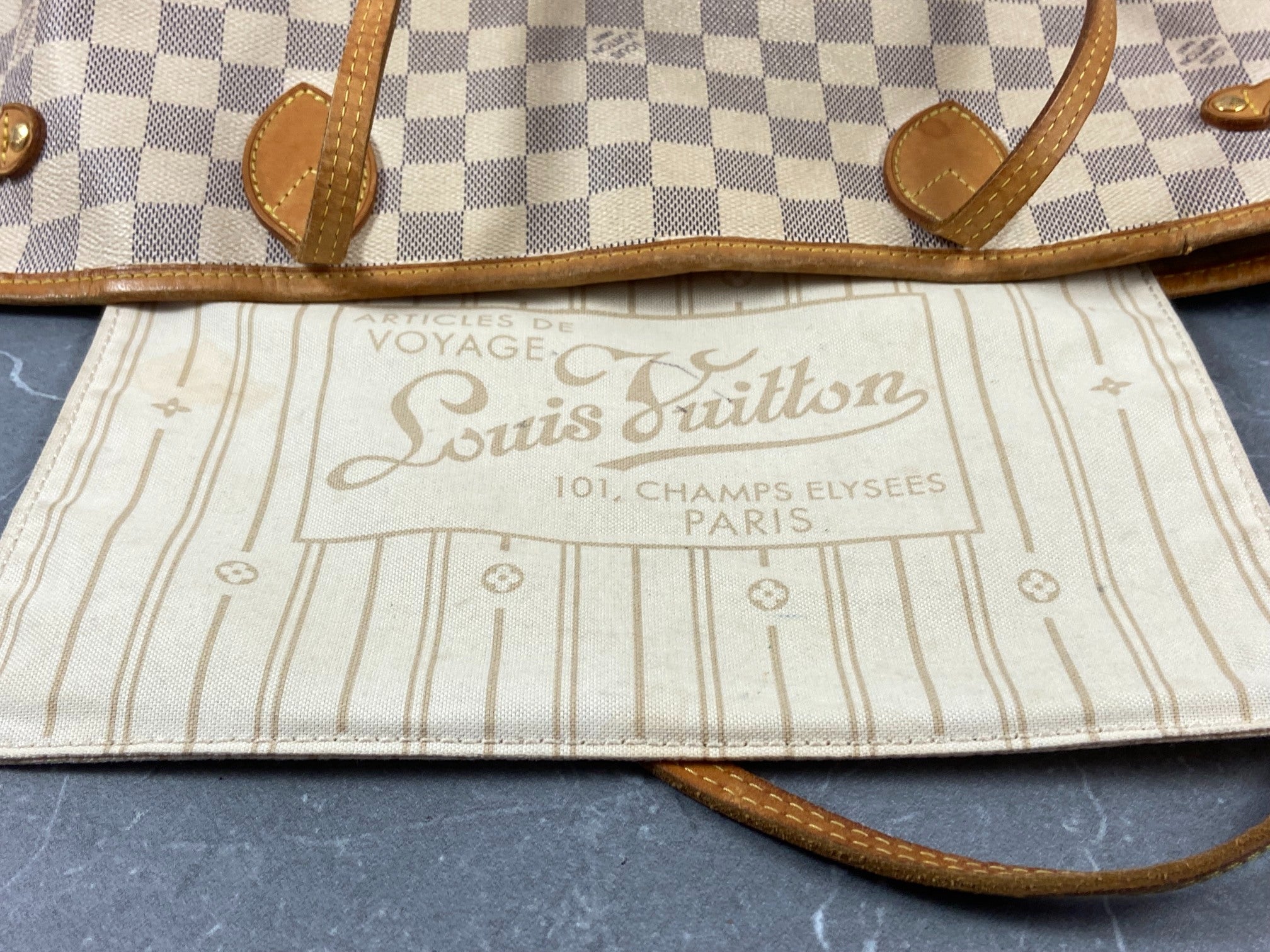 Louis Vuitton Neverfull MM Damier Azur Canvas