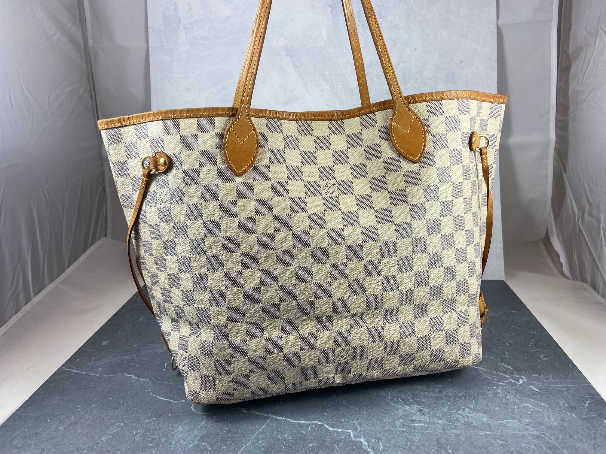 Louis Vuitton Neverfull MM Damier Azur Canvas